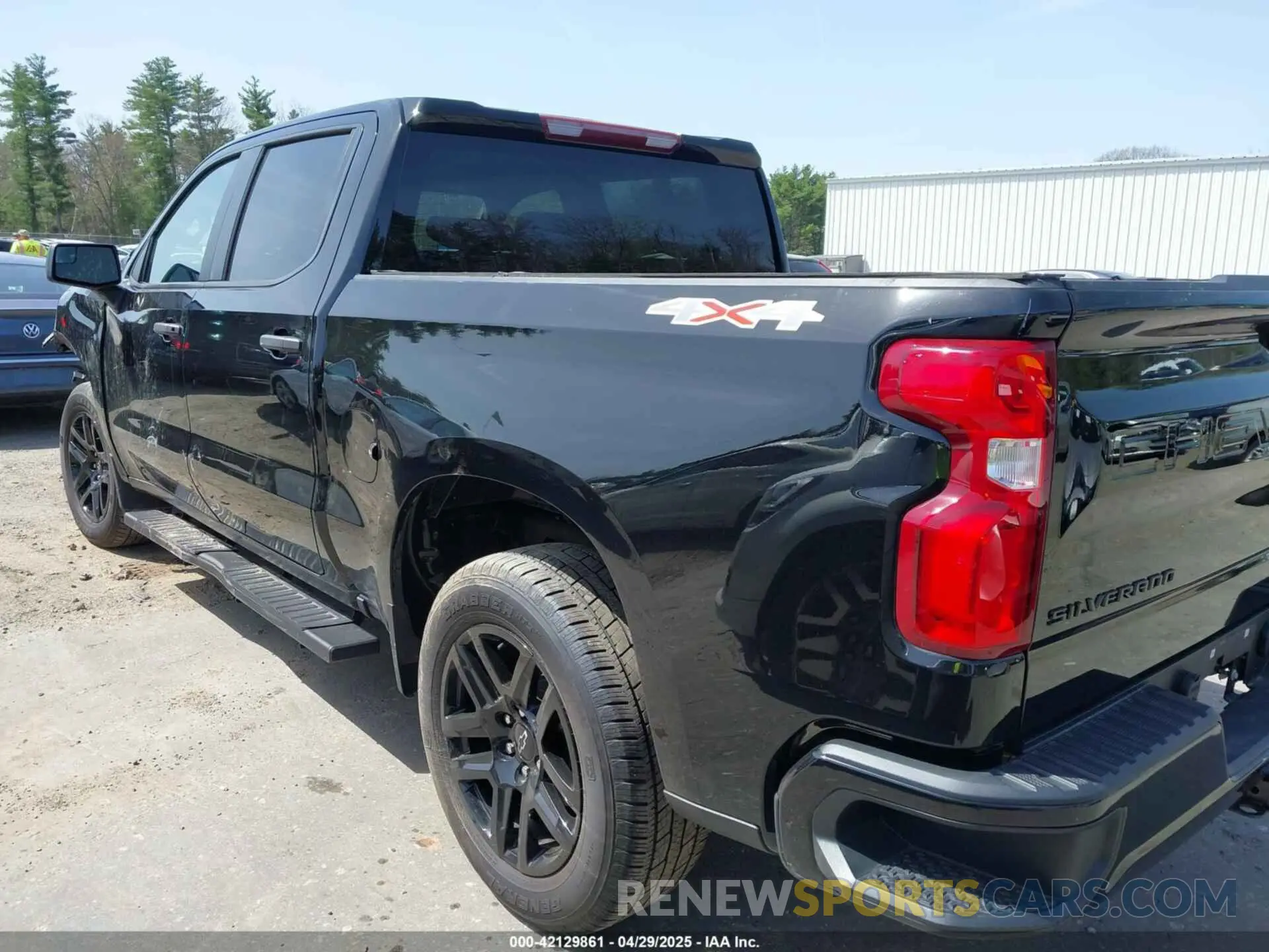 3 Photograph of a damaged car 1GCPYBEK5NZ133322 CHEVROLET SILVERADO 1500 LTD 2022