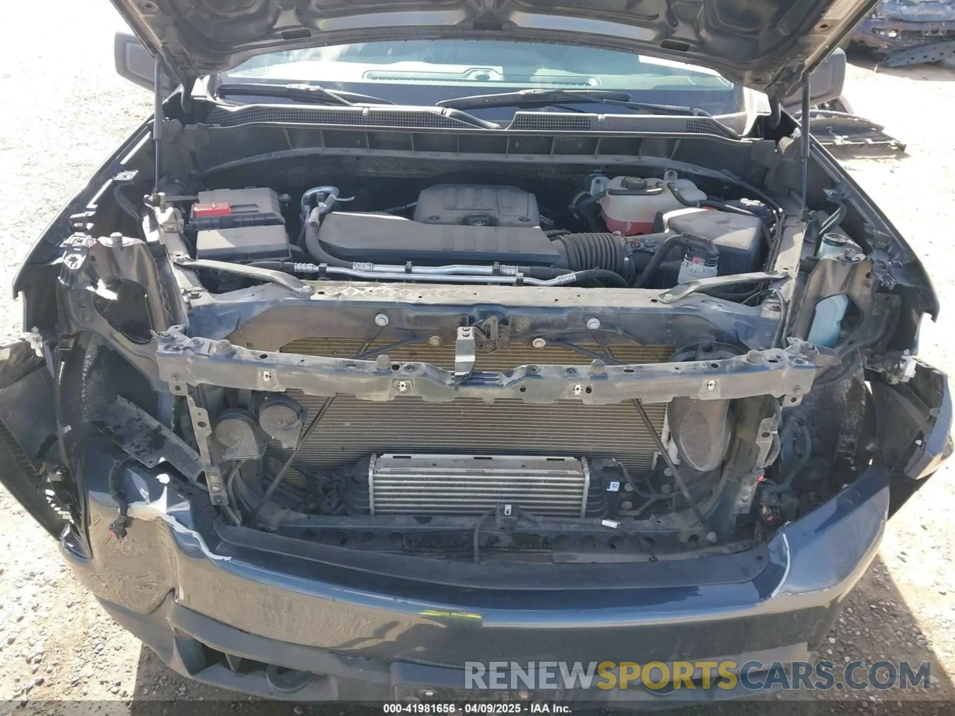 10 Photograph of a damaged car 1GCPYBEK5NZ183282 CHEVROLET SILVERADO 1500 LTD 2022