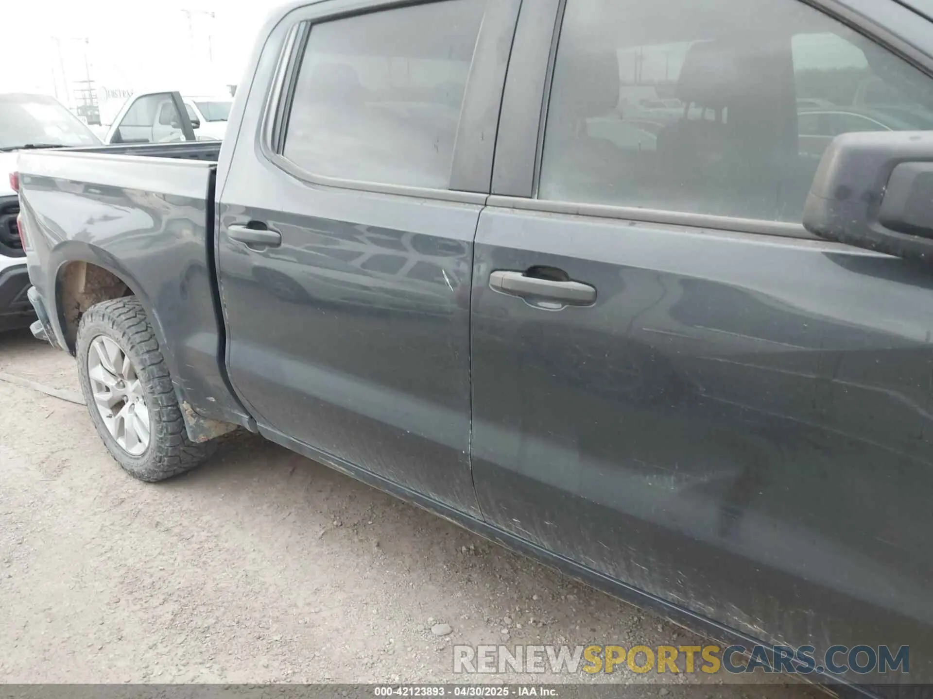13 Photograph of a damaged car 1GCPYBEK8NZ149479 CHEVROLET SILVERADO 1500 LTD 2022