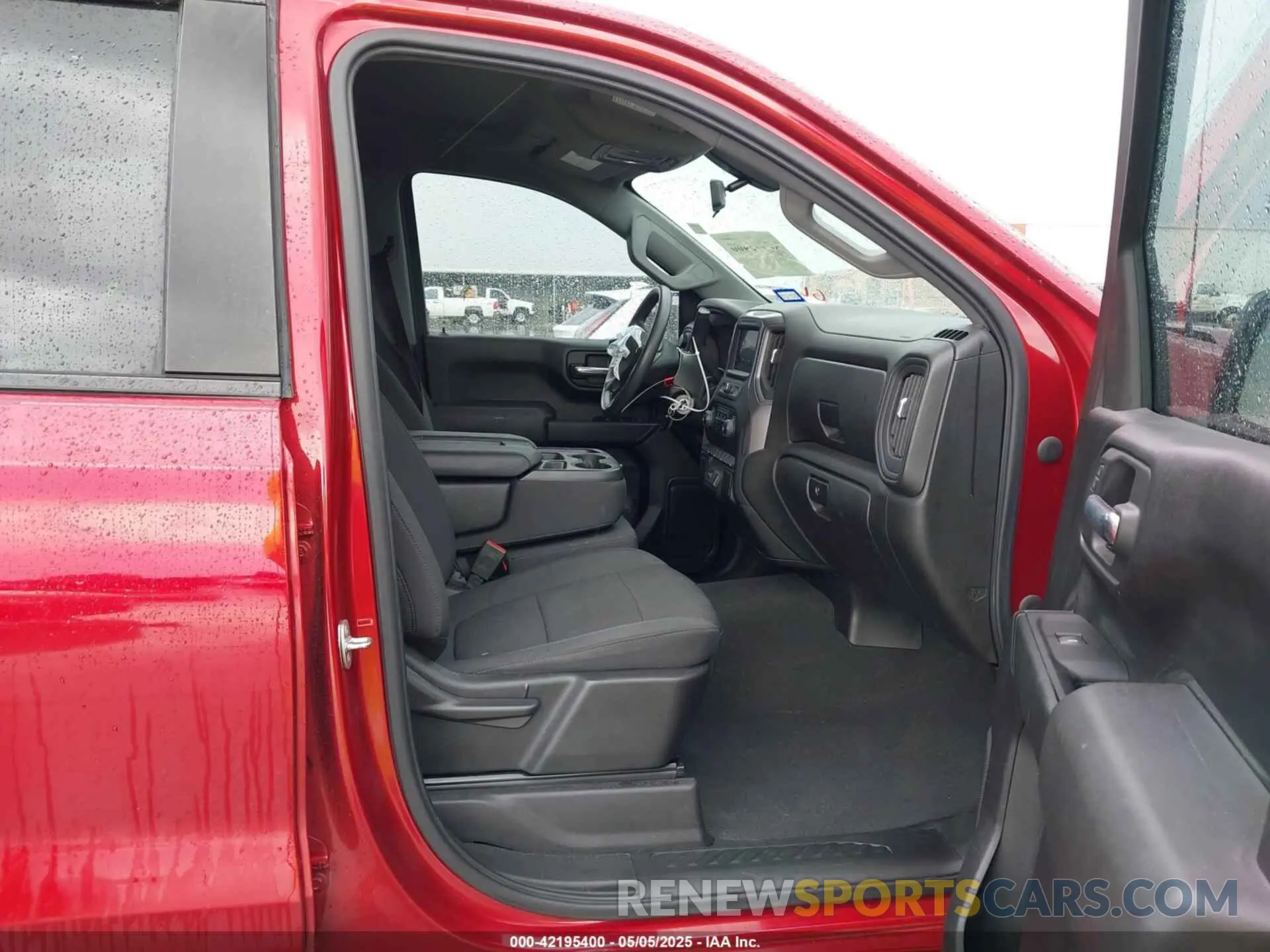 5 Photograph of a damaged car 1GCPYCEK8NZ138763 CHEVROLET SILVERADO 1500 LTD 2022
