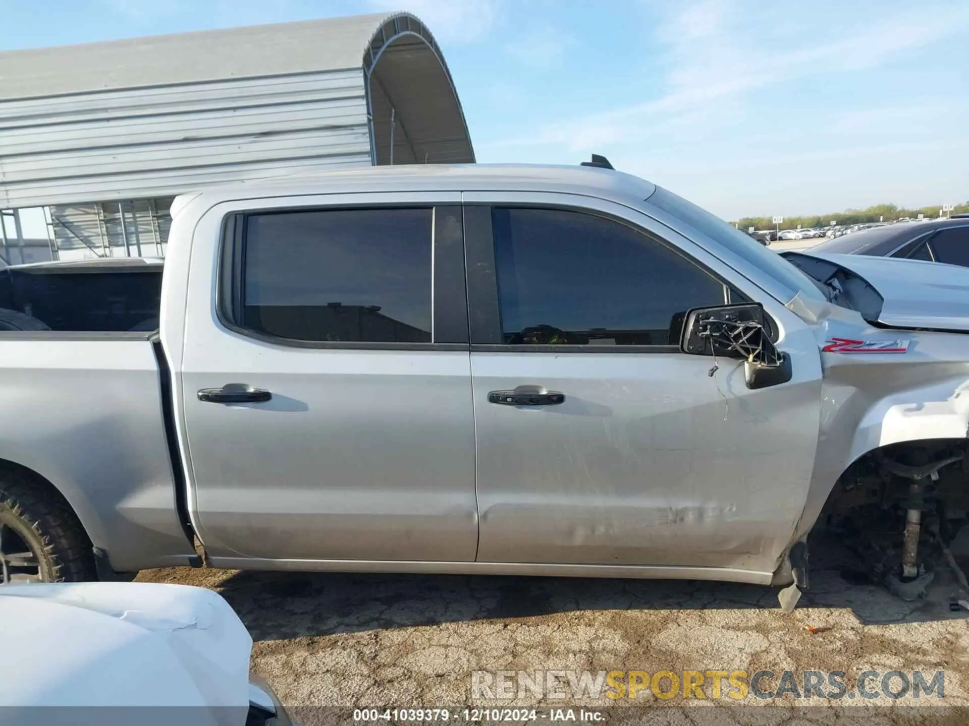 14 Photograph of a damaged car 1GCPYFEL6NZ158262 CHEVROLET SILVERADO 1500 LTD 2022