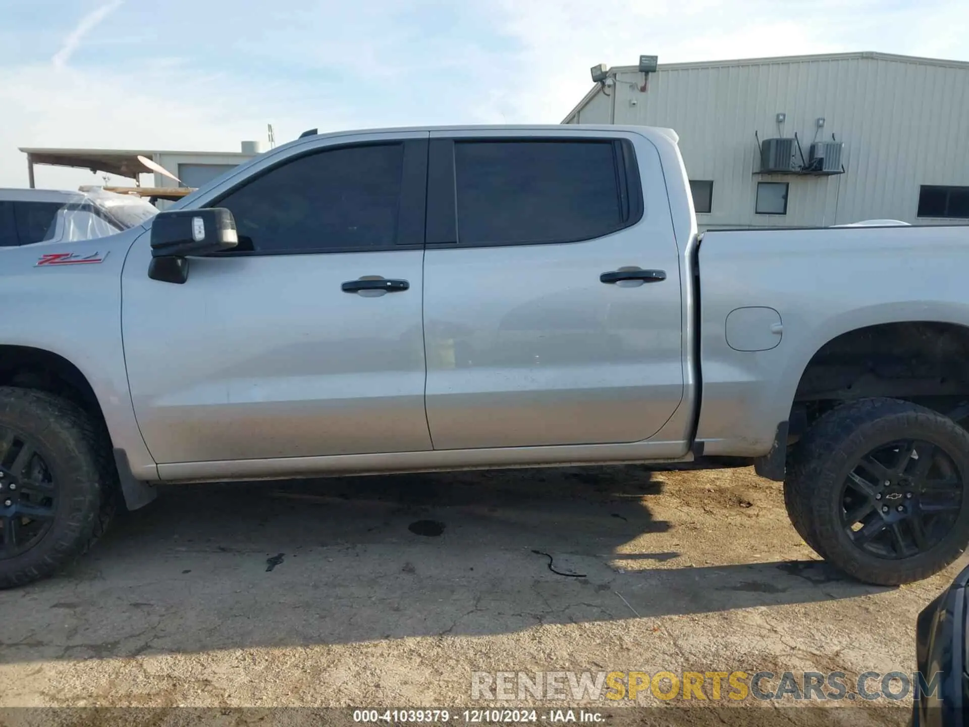 15 Photograph of a damaged car 1GCPYFEL6NZ158262 CHEVROLET SILVERADO 1500 LTD 2022