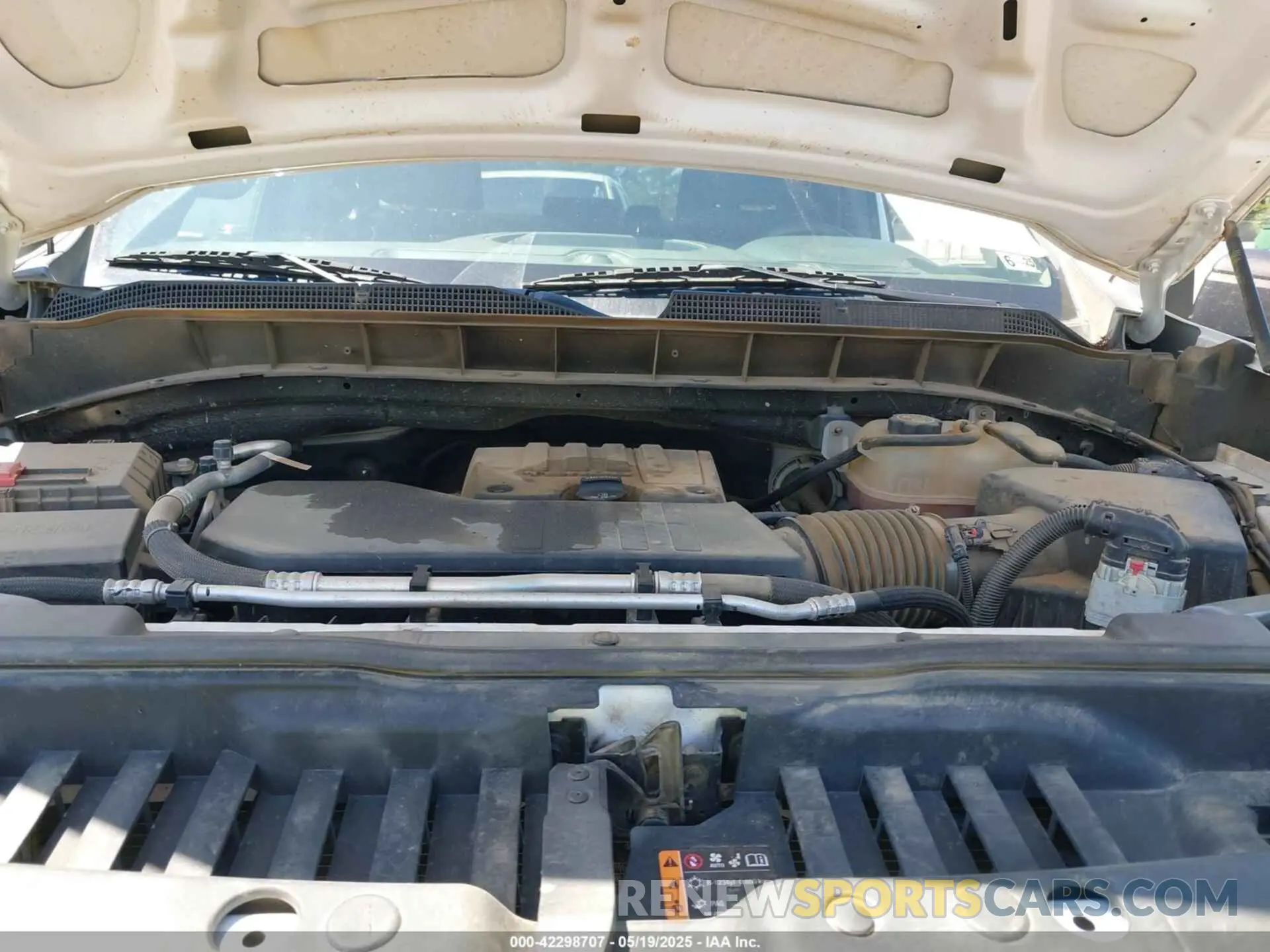 10 Photograph of a damaged car 1GCRYBEK2NZ216957 CHEVROLET SILVERADO 1500 LTD 2022