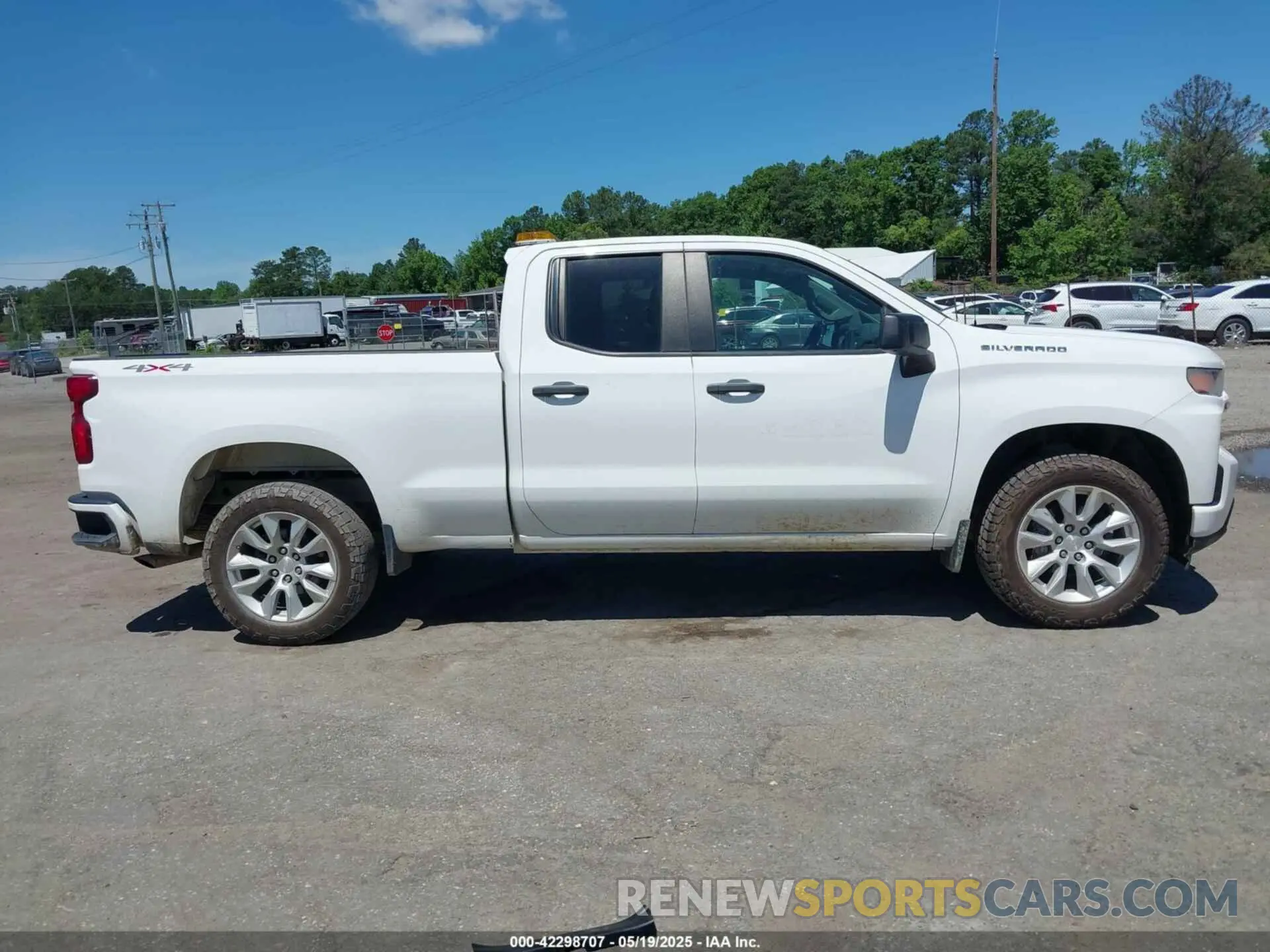 13 Photograph of a damaged car 1GCRYBEK2NZ216957 CHEVROLET SILVERADO 1500 LTD 2022