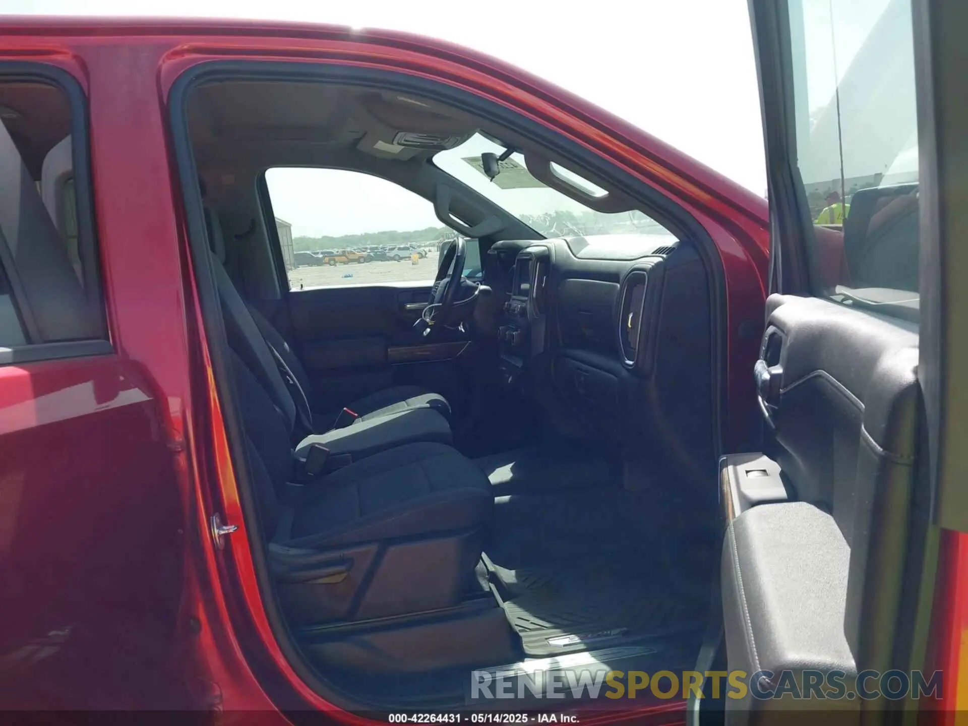 5 Photograph of a damaged car 1GCUYDED1NZ220540 CHEVROLET SILVERADO 1500 LTD 2022