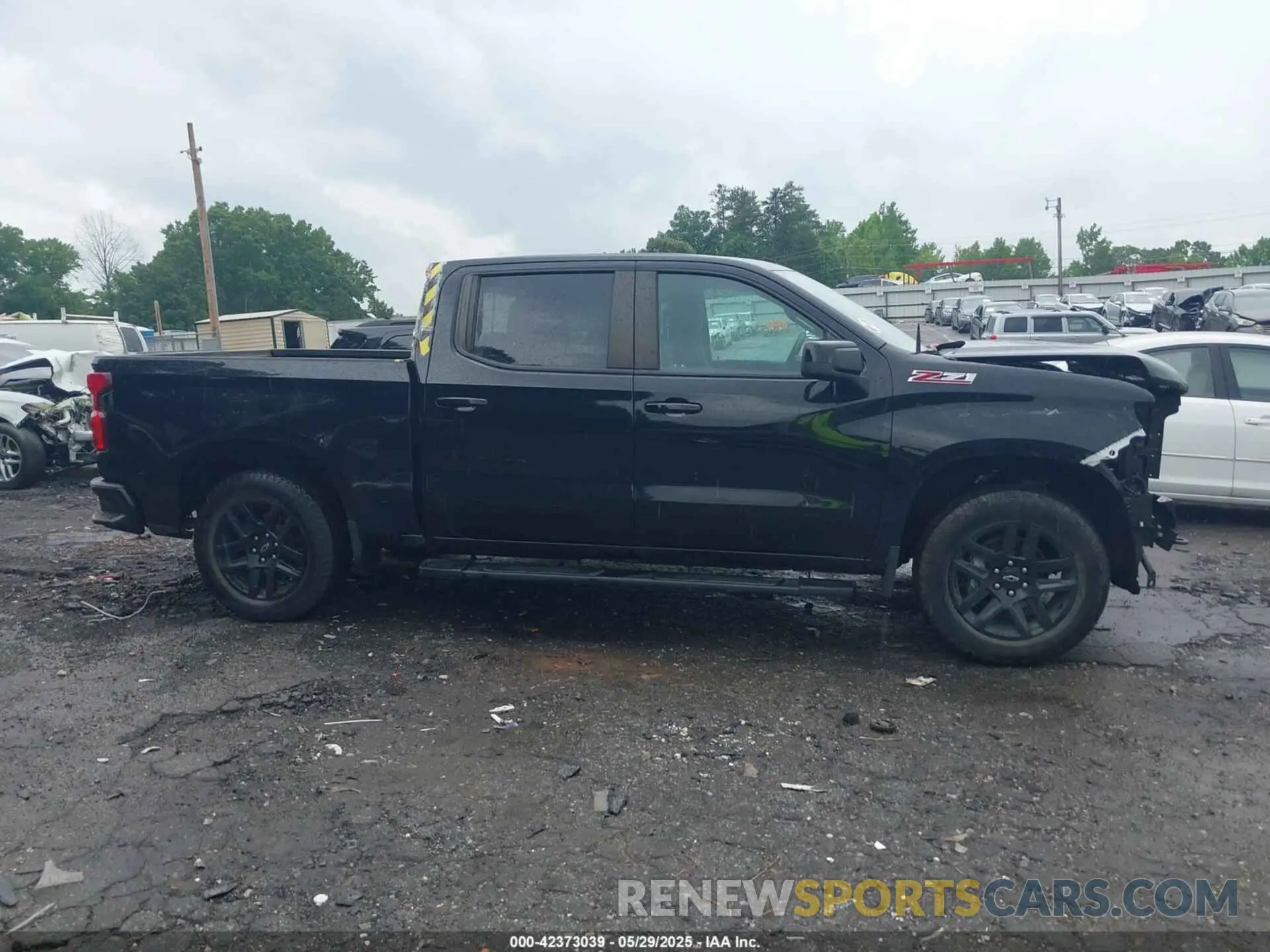 14 Photograph of a damaged car 1GCUYEED7NZ149110 CHEVROLET SILVERADO 1500 LTD 2022