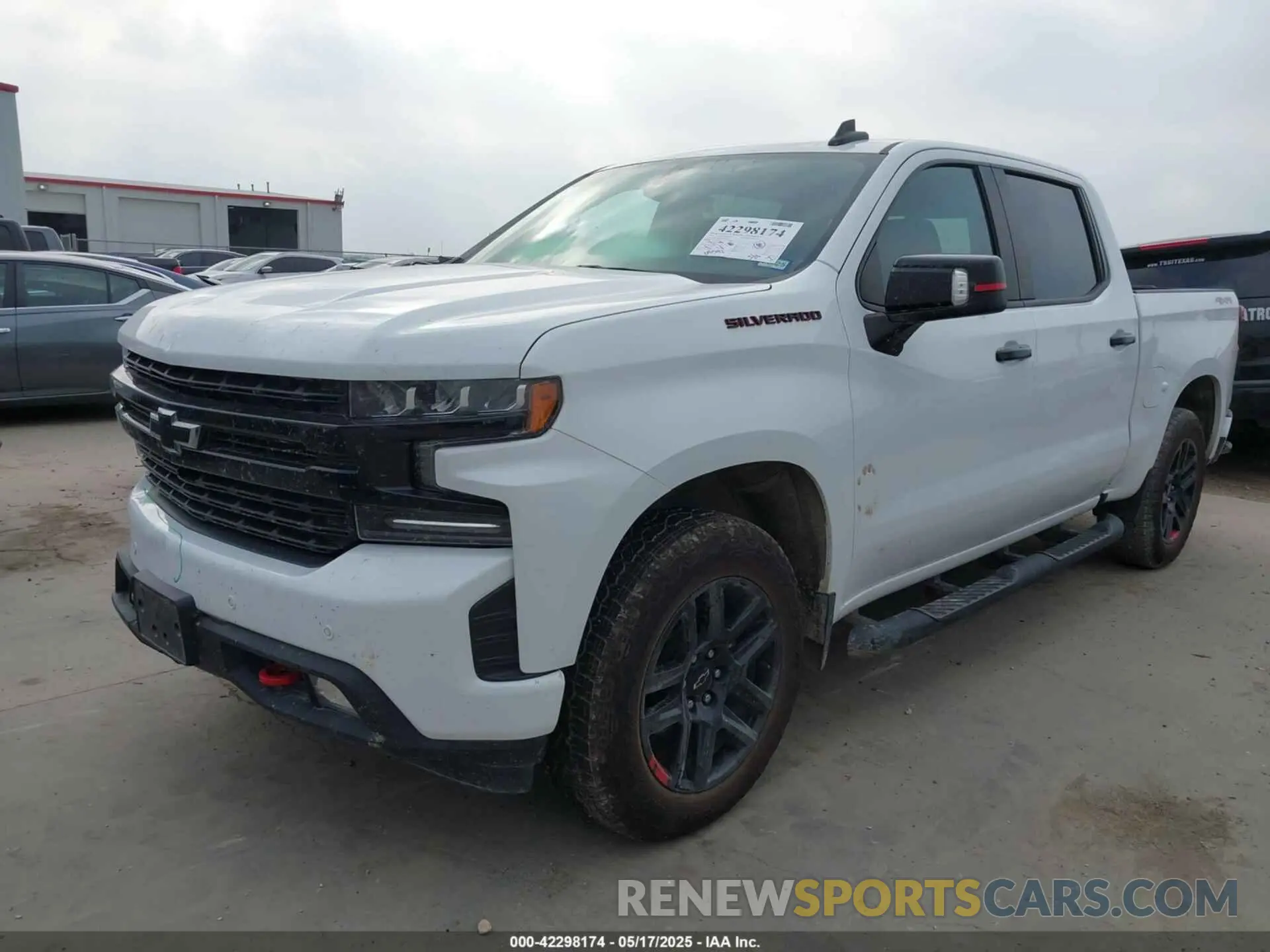 2 Photograph of a damaged car 1GCUYEED8NZ146071 CHEVROLET SILVERADO 1500 LTD 2022