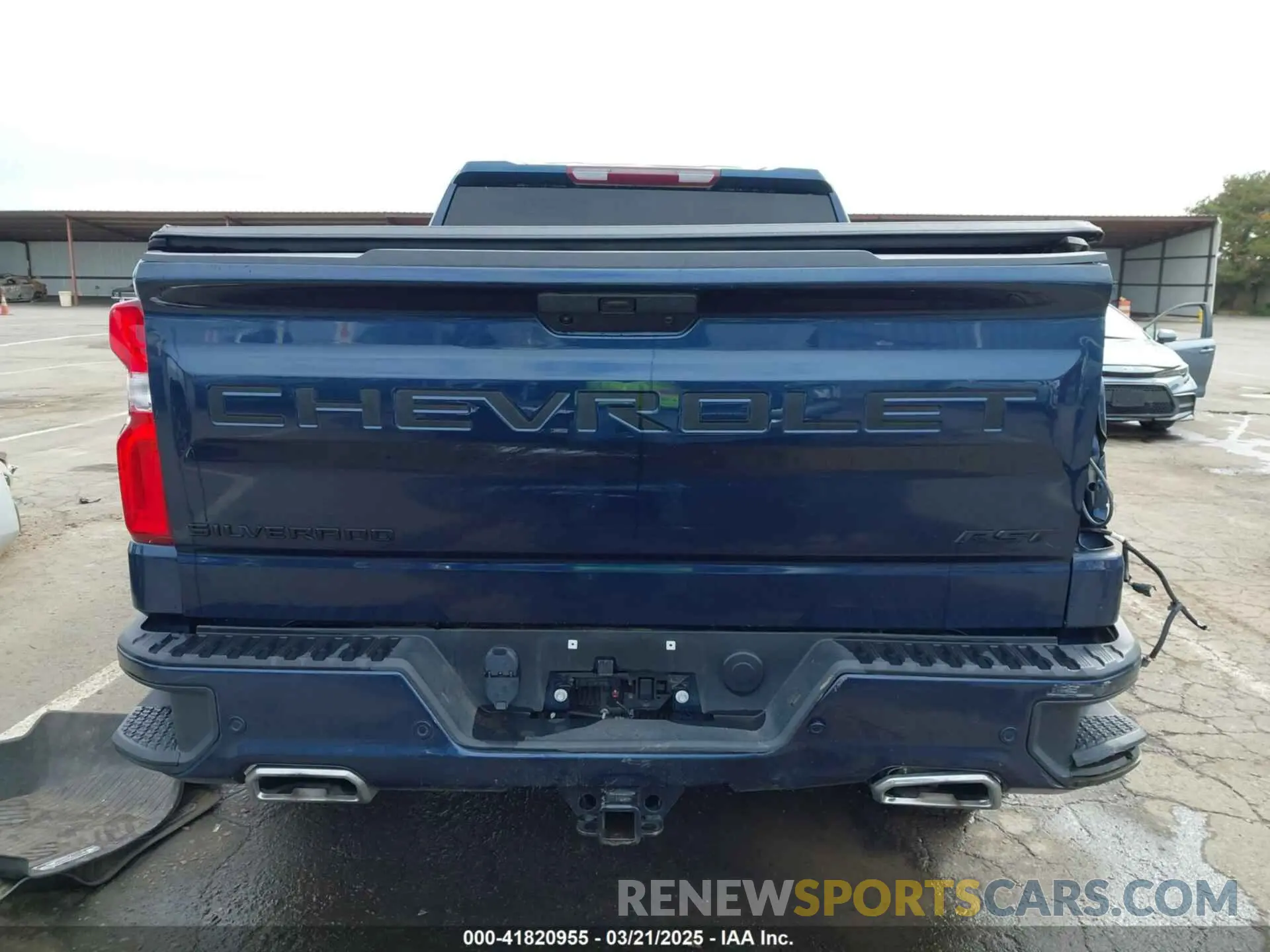 16 Photograph of a damaged car 1GCUYEEL8NZ234254 CHEVROLET SILVERADO 1500 LTD 2022