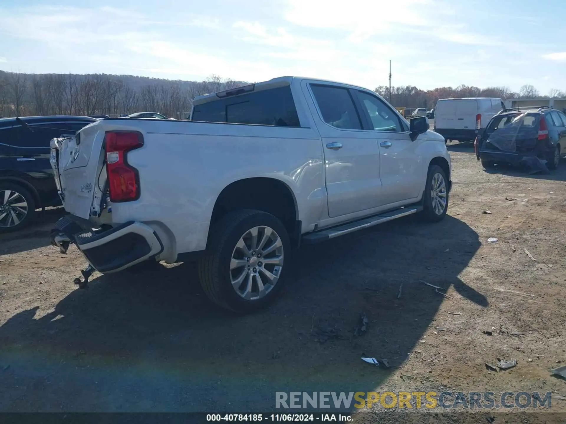 4 Photograph of a damaged car 1GCUYHED9NZ224388 CHEVROLET SILVERADO 1500 LTD 2022