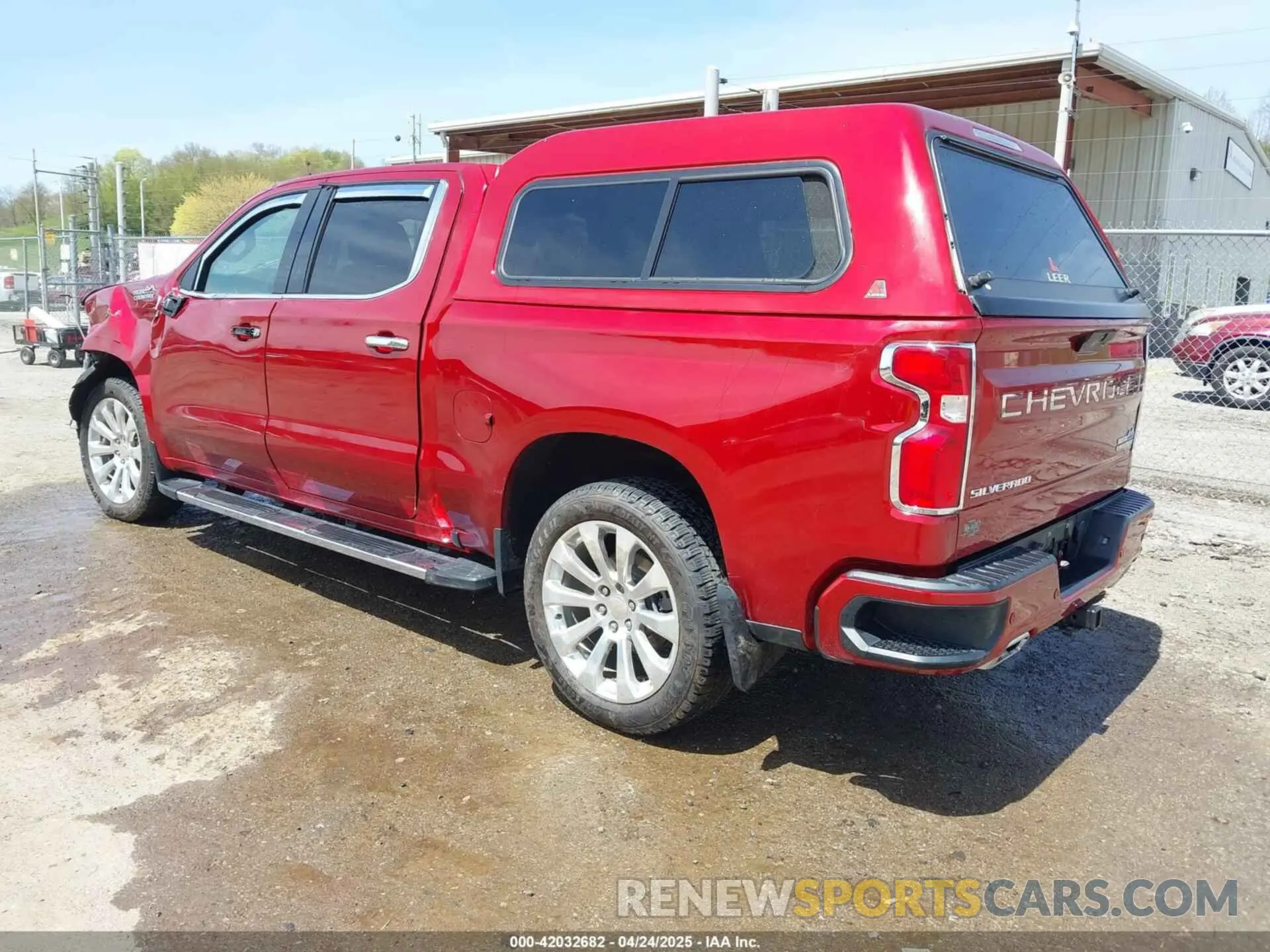 3 Photograph of a damaged car 1GCUYHEL6NZ236845 CHEVROLET SILVERADO 1500 LTD 2022