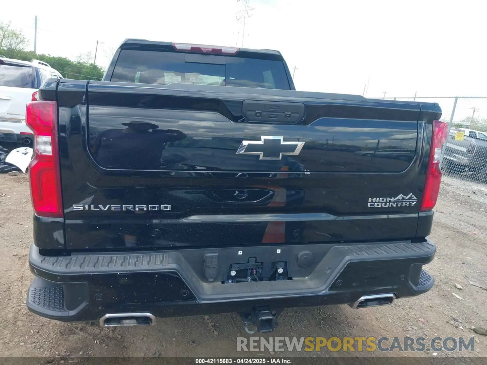 16 Photograph of a damaged car 1GCUYHEL9NZ126565 CHEVROLET SILVERADO 1500 LTD 2022