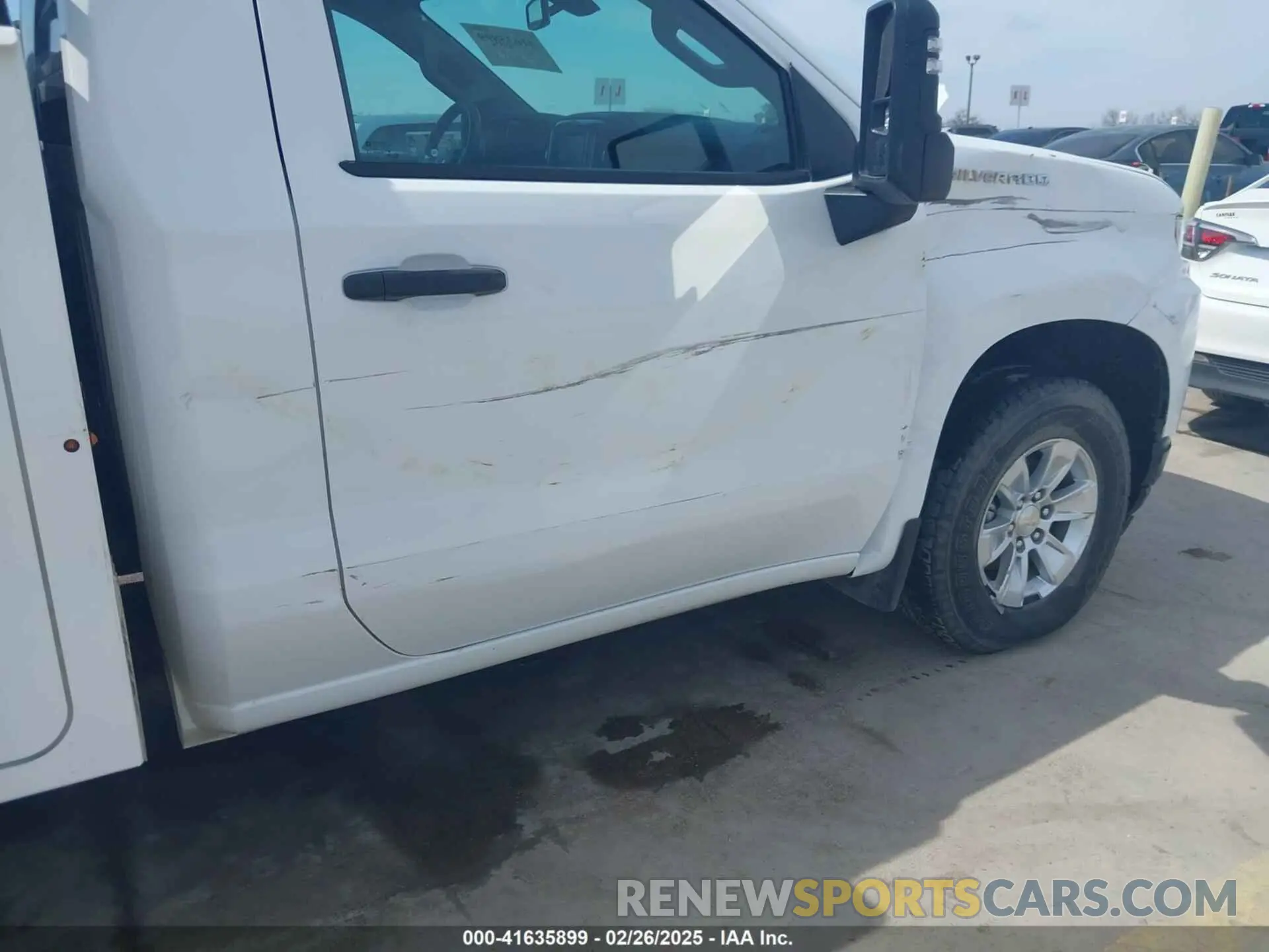 17 Photograph of a damaged car 3GBNWAED8NG182639 CHEVROLET SILVERADO 1500 LTD 2022