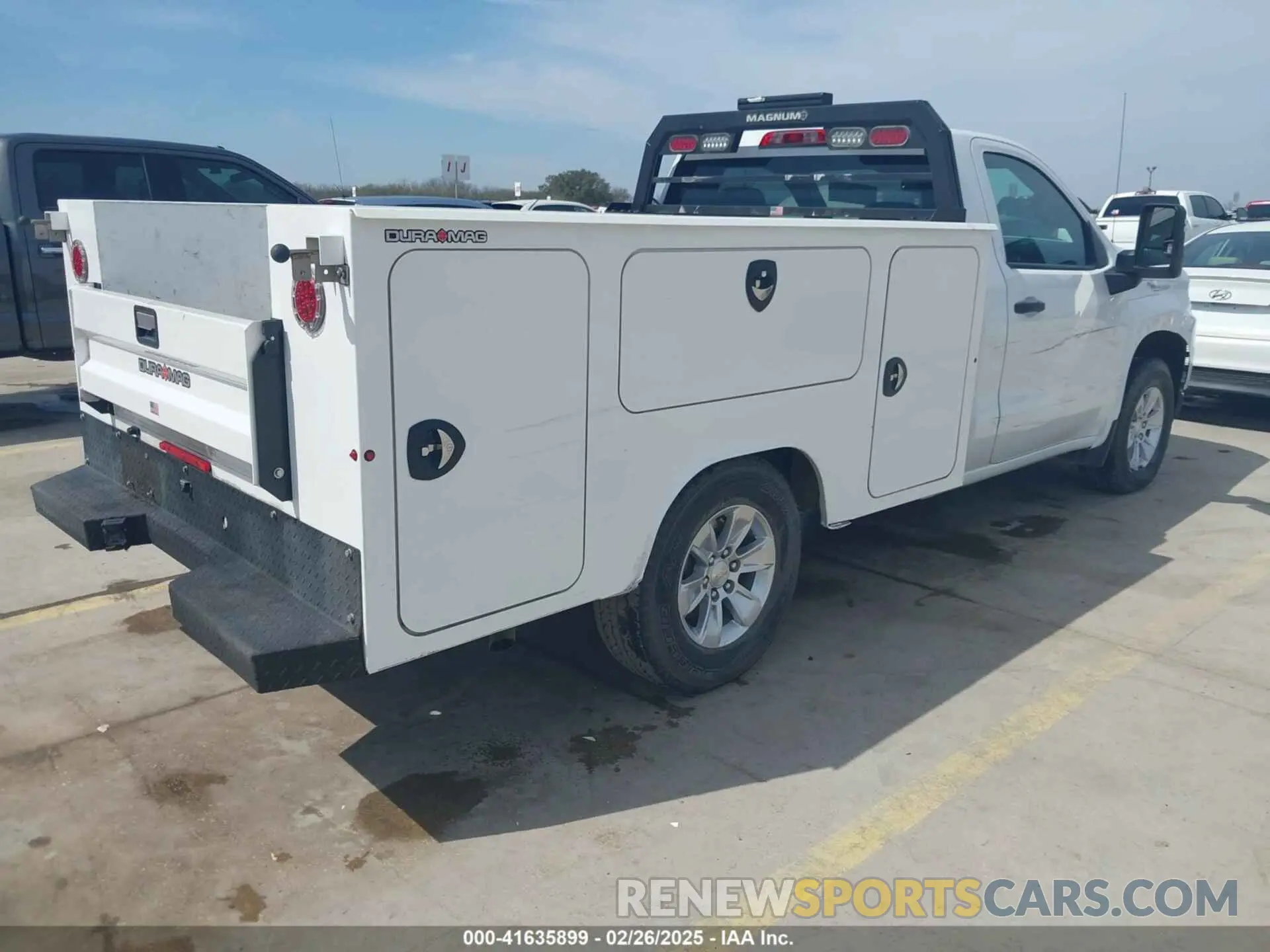 4 Photograph of a damaged car 3GBNWAED8NG182639 CHEVROLET SILVERADO 1500 LTD 2022
