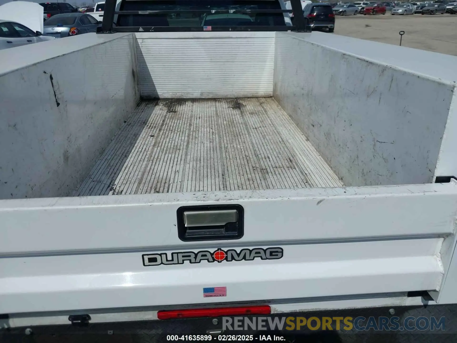8 Photograph of a damaged car 3GBNWAED8NG182639 CHEVROLET SILVERADO 1500 LTD 2022