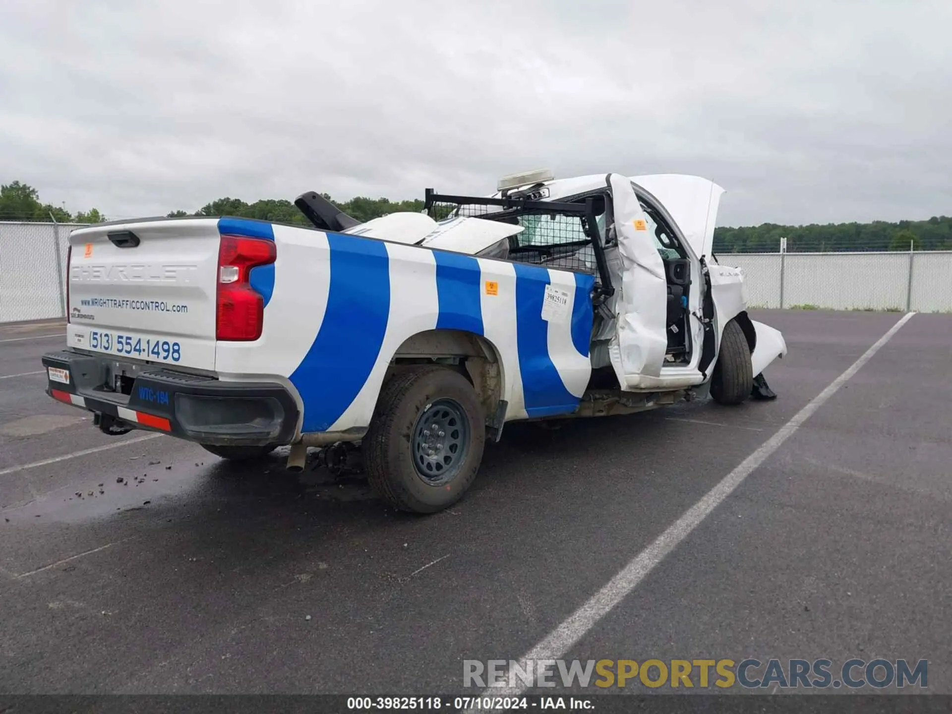 4 Photograph of a damaged car 3GCNYAEK6NG213388 CHEVROLET SILVERADO 1500 LTD 2022