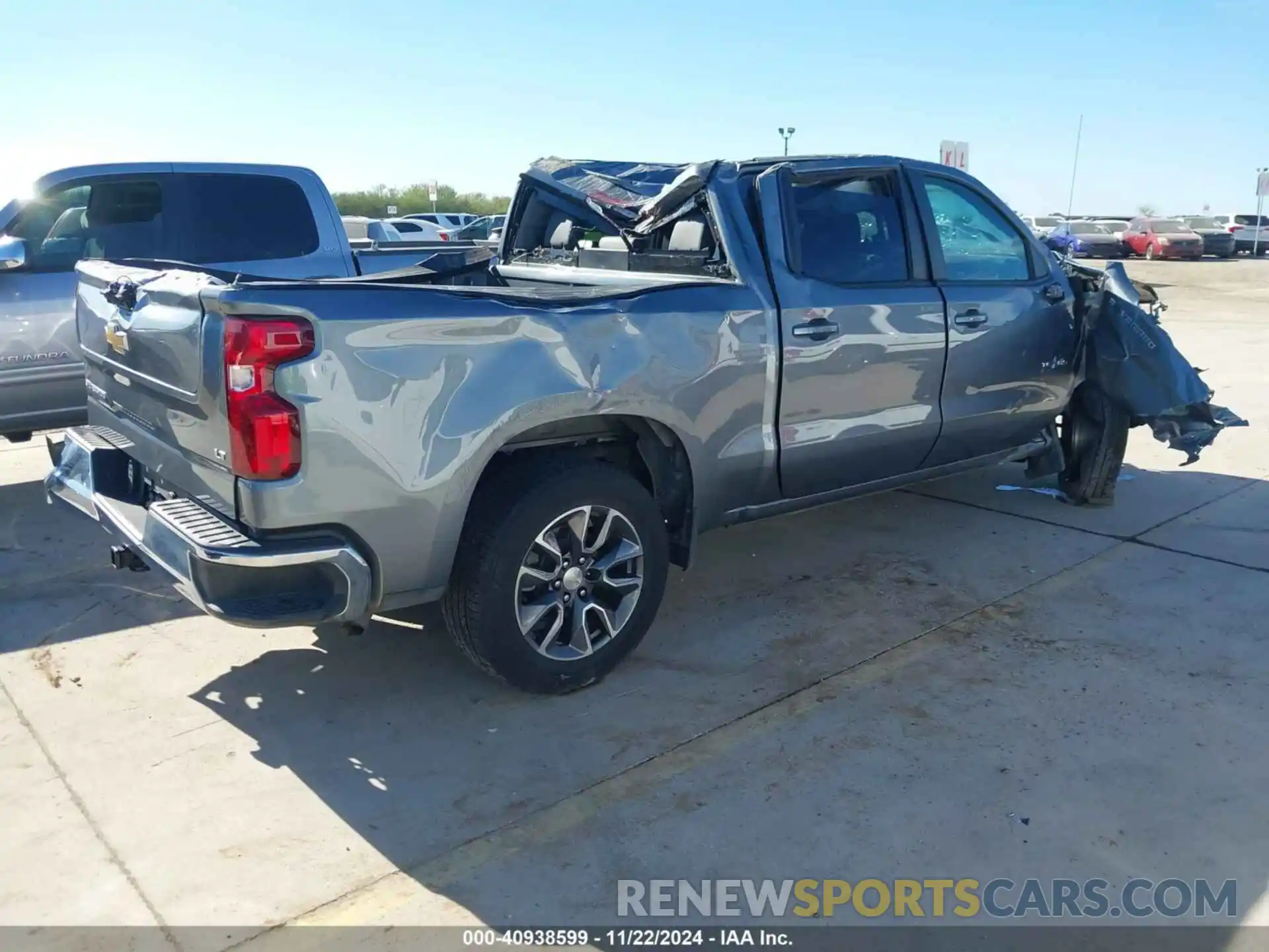 4 Photograph of a damaged car 3GCPWCED0NG103819 CHEVROLET SILVERADO 1500 LTD 2022