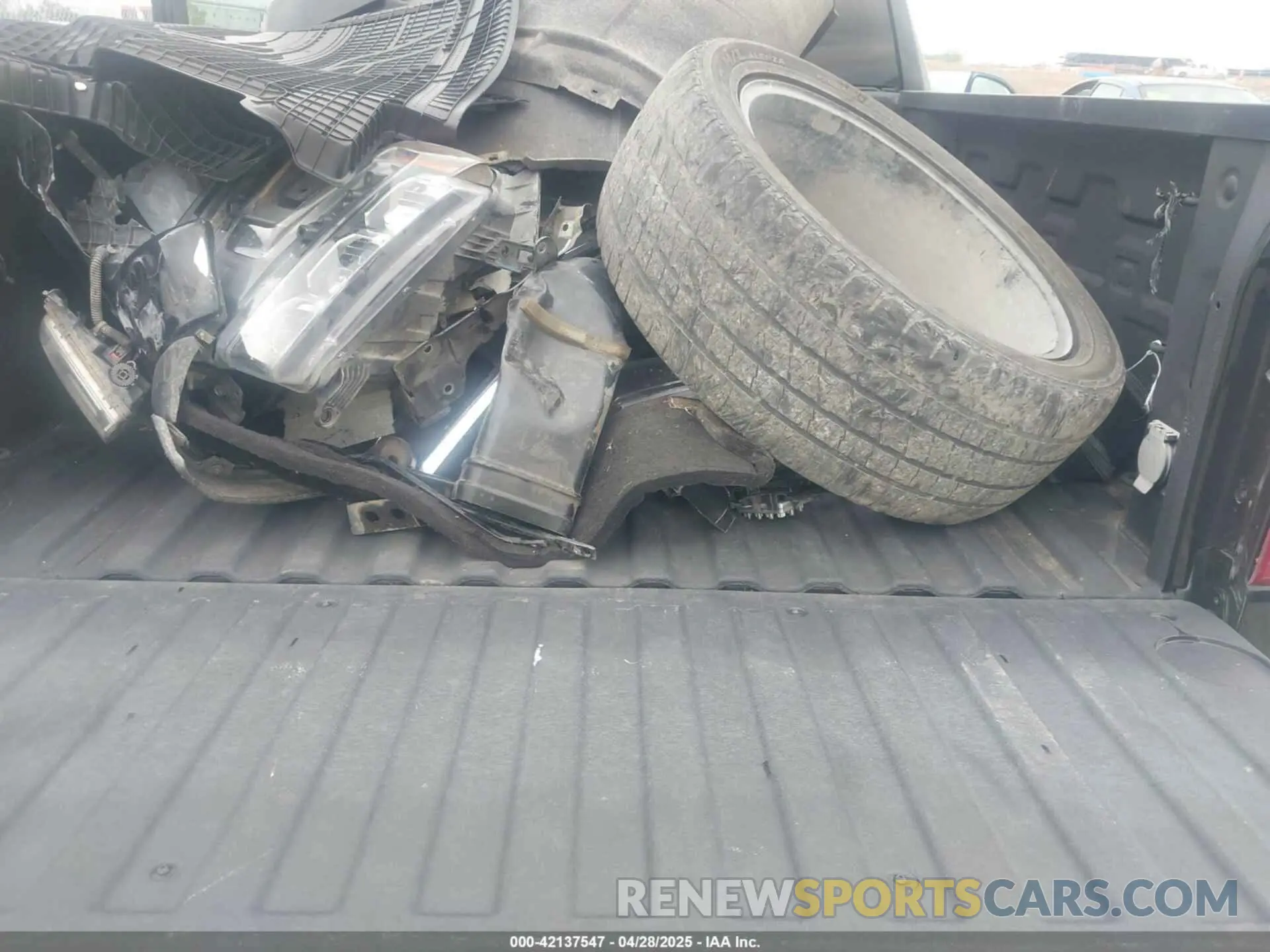 12 Photograph of a damaged car 3GCPWFED0NG130309 CHEVROLET SILVERADO 1500 LTD 2022