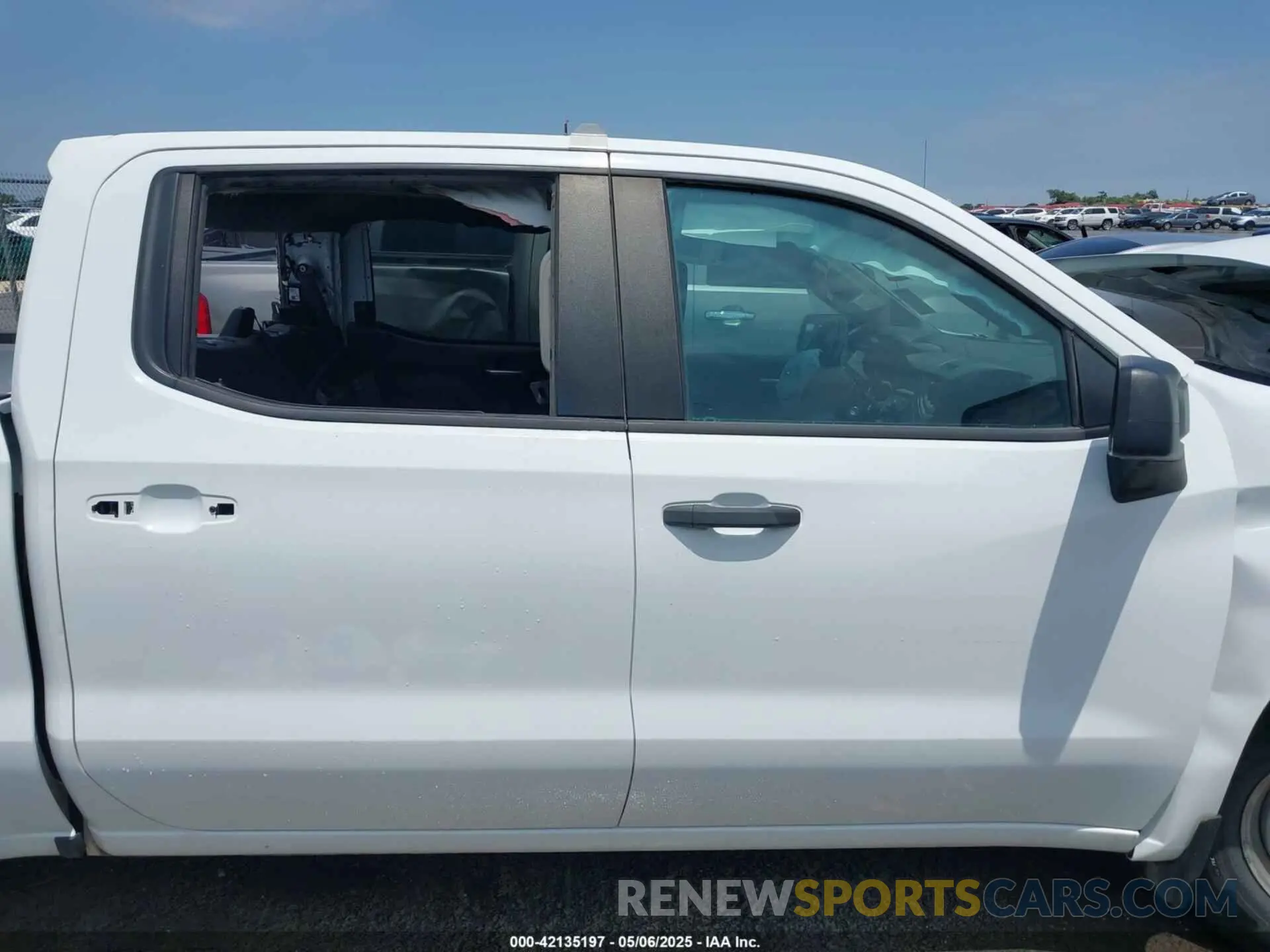 14 Photograph of a damaged car 3GCUYAED1NG181673 CHEVROLET SILVERADO 1500 LTD 2022