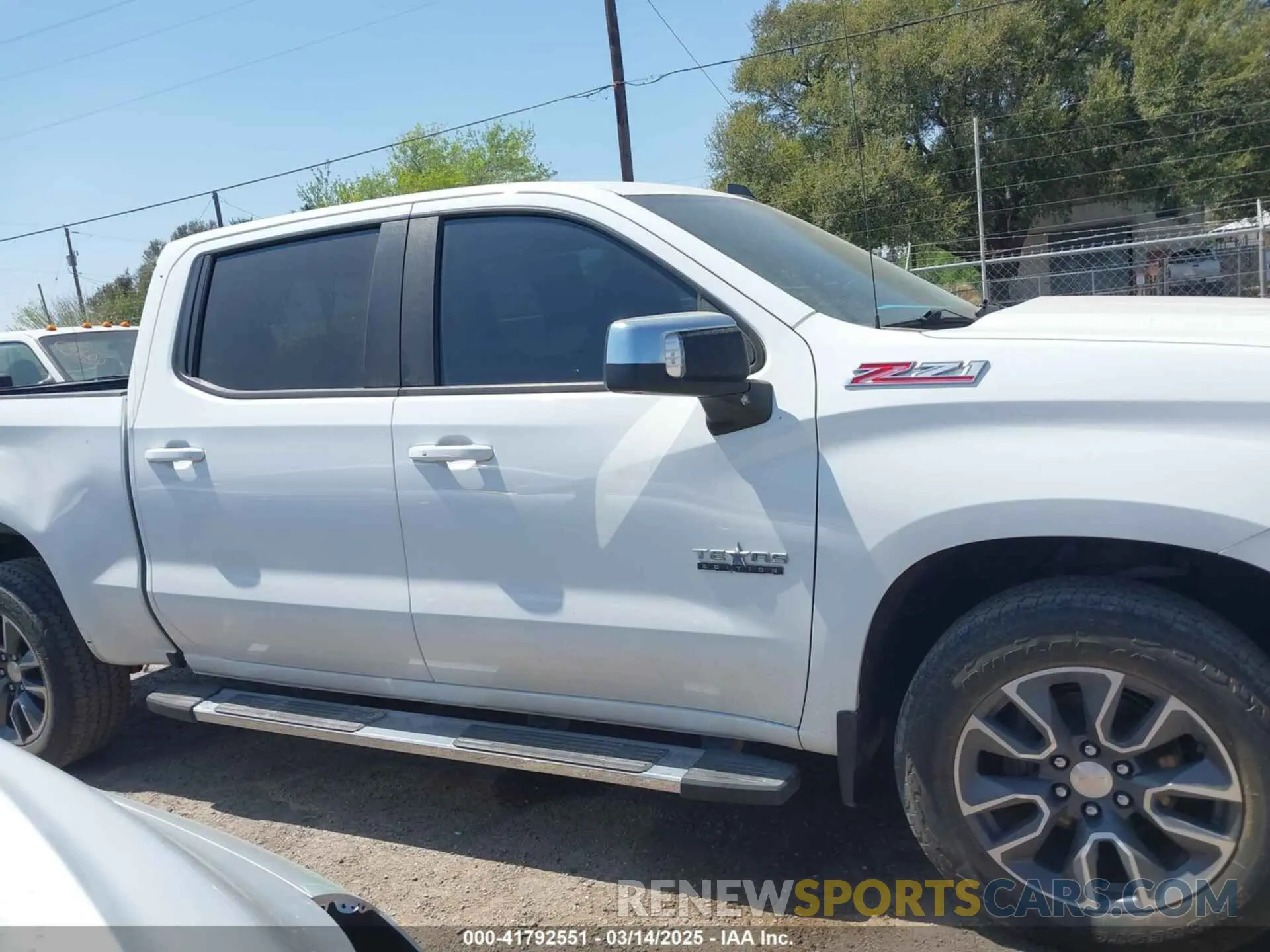 14 Photograph of a damaged car 3GCUYDED0NG172366 CHEVROLET SILVERADO 1500 LTD 2022