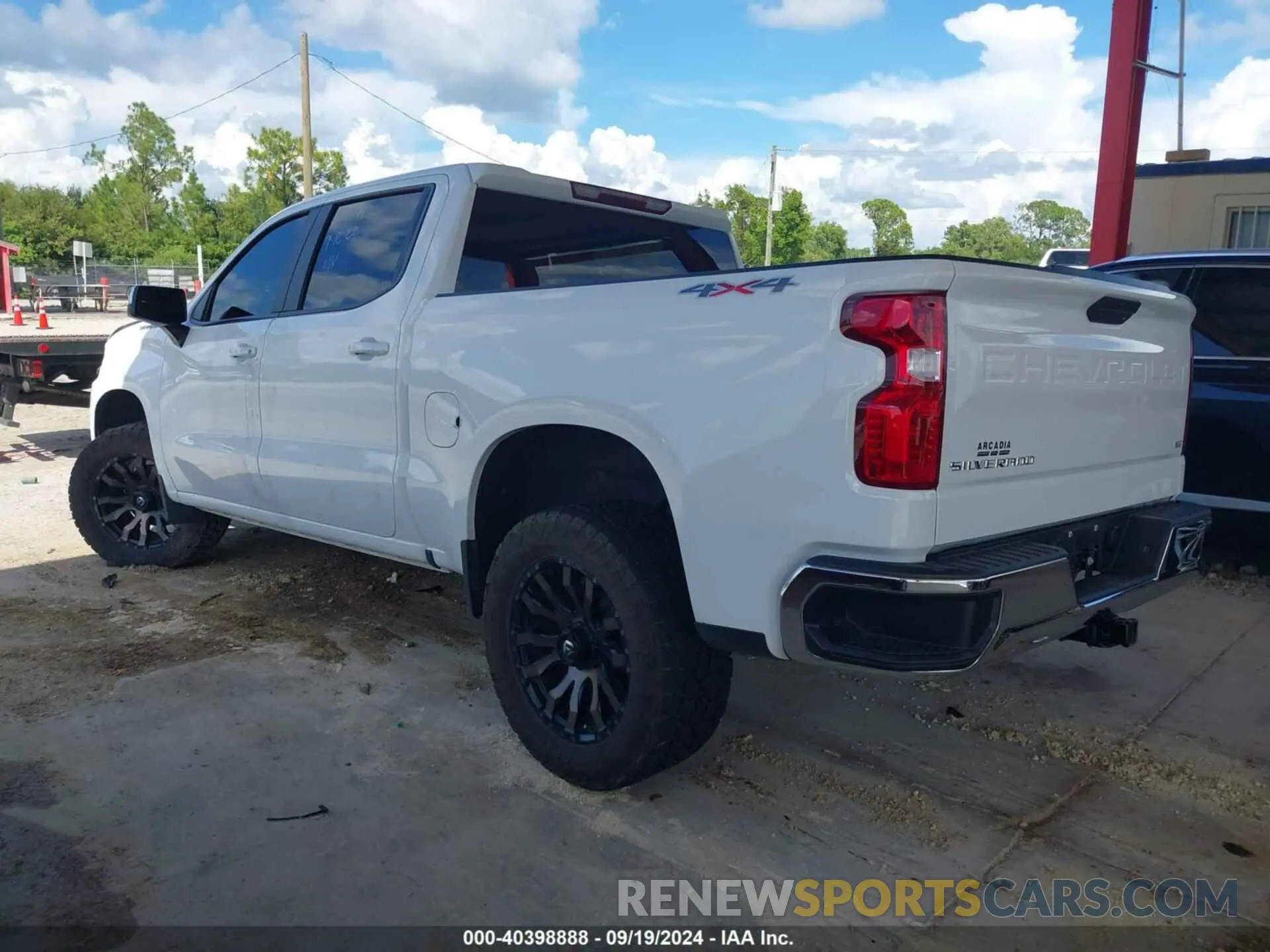 3 Photograph of a damaged car 3GCUYDED2NG175253 CHEVROLET SILVERADO 1500 LTD 2022