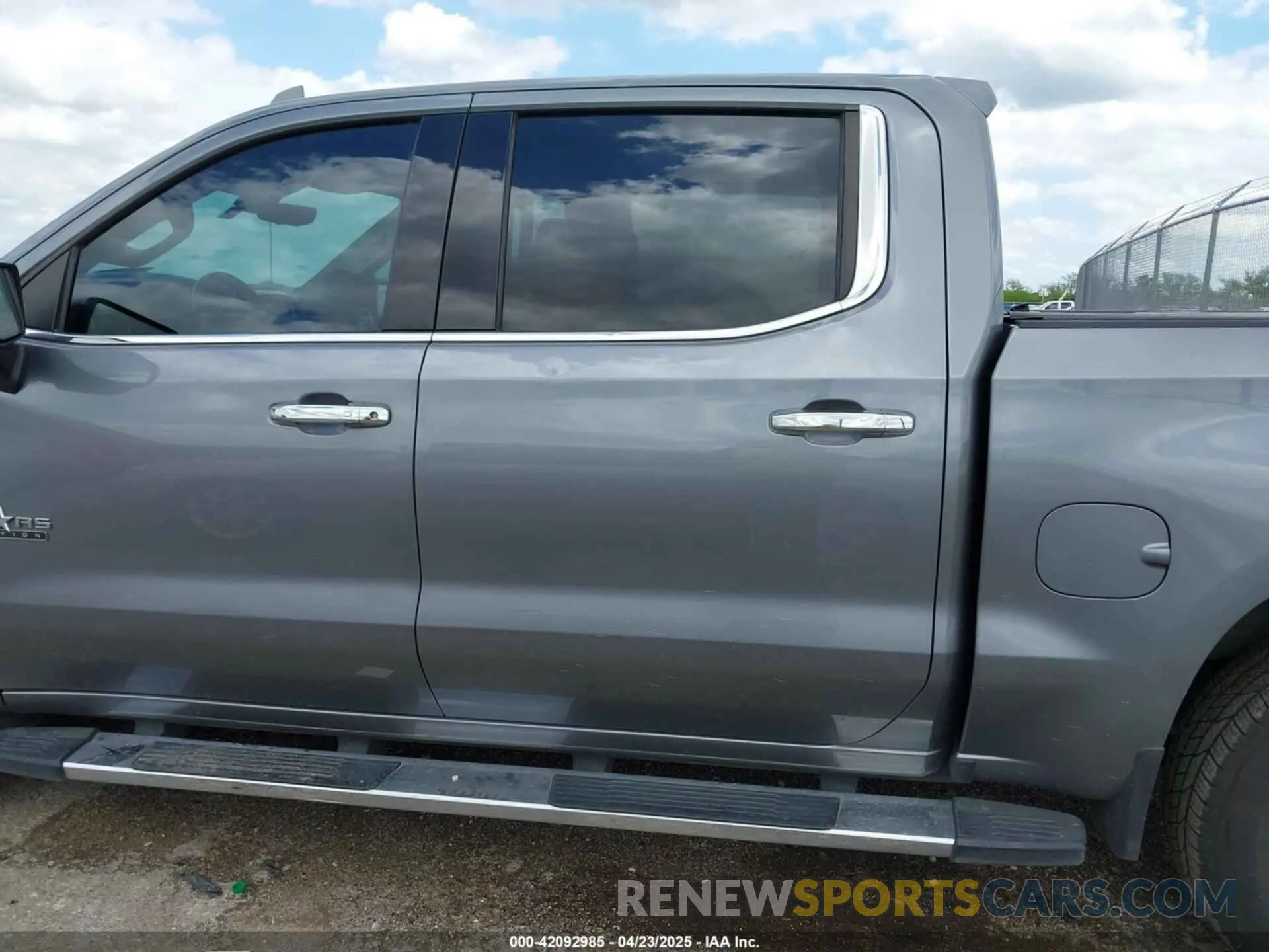14 Photograph of a damaged car 3GCUYGEL3NG138446 CHEVROLET SILVERADO 1500 LTD 2022