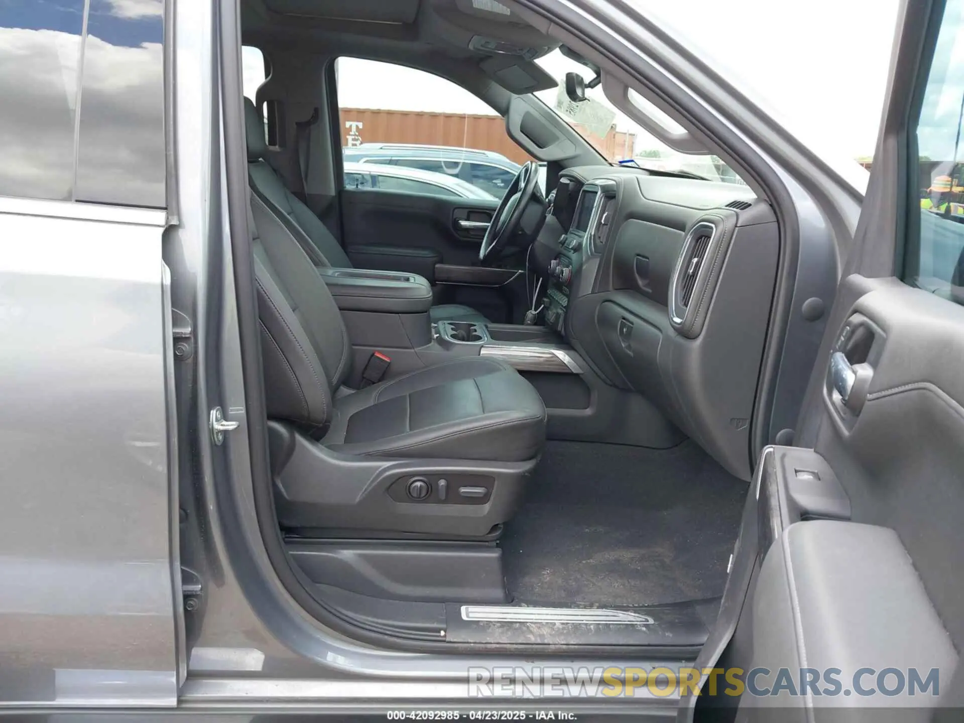 5 Photograph of a damaged car 3GCUYGEL3NG138446 CHEVROLET SILVERADO 1500 LTD 2022