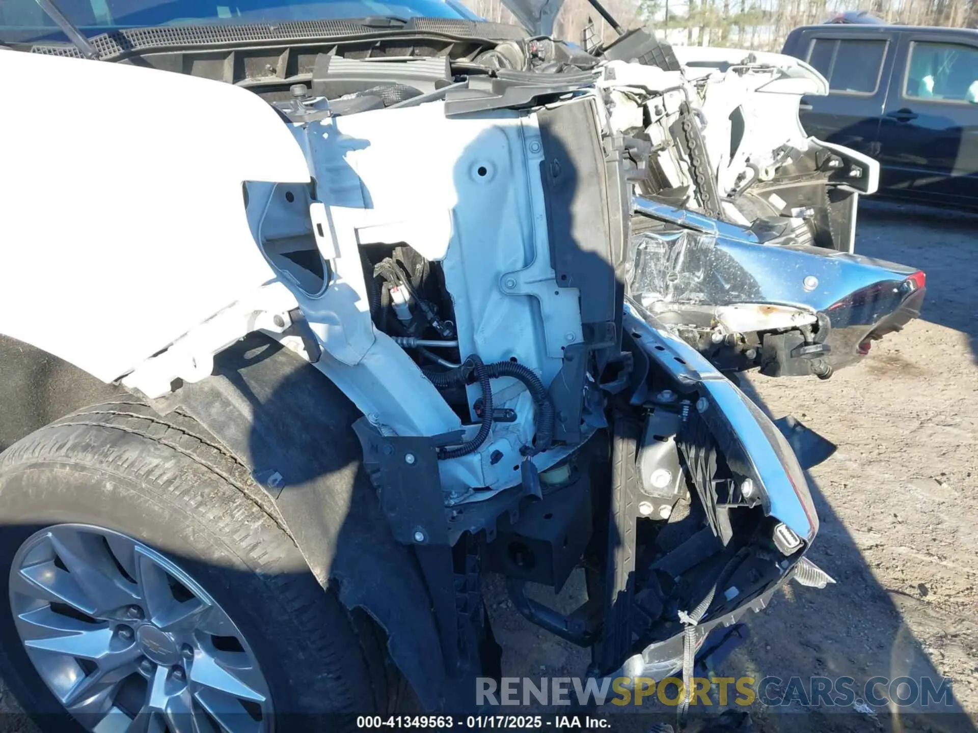 19 Photograph of a damaged car 3GCUYGET2NG211421 CHEVROLET SILVERADO 1500 LTD 2022