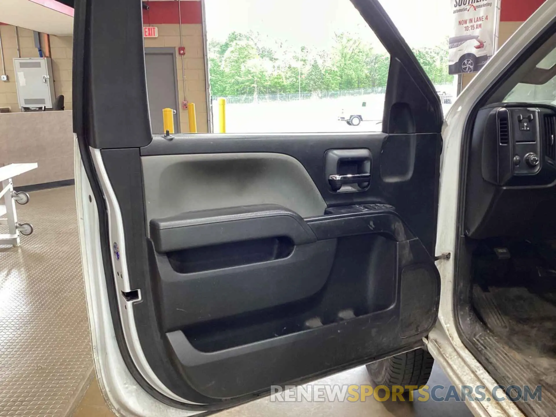 13 Photograph of a damaged car 1GB3CVCG6KF199067 CHEVROLET SILVERADO 2019