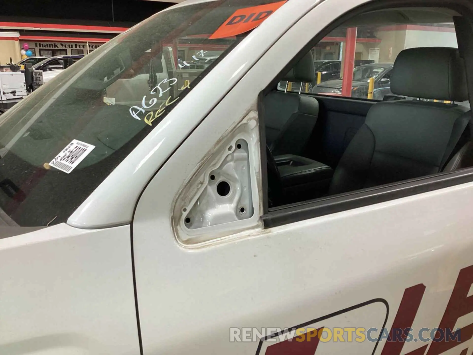 5 Photograph of a damaged car 1GB3CVCG6KF199067 CHEVROLET SILVERADO 2019