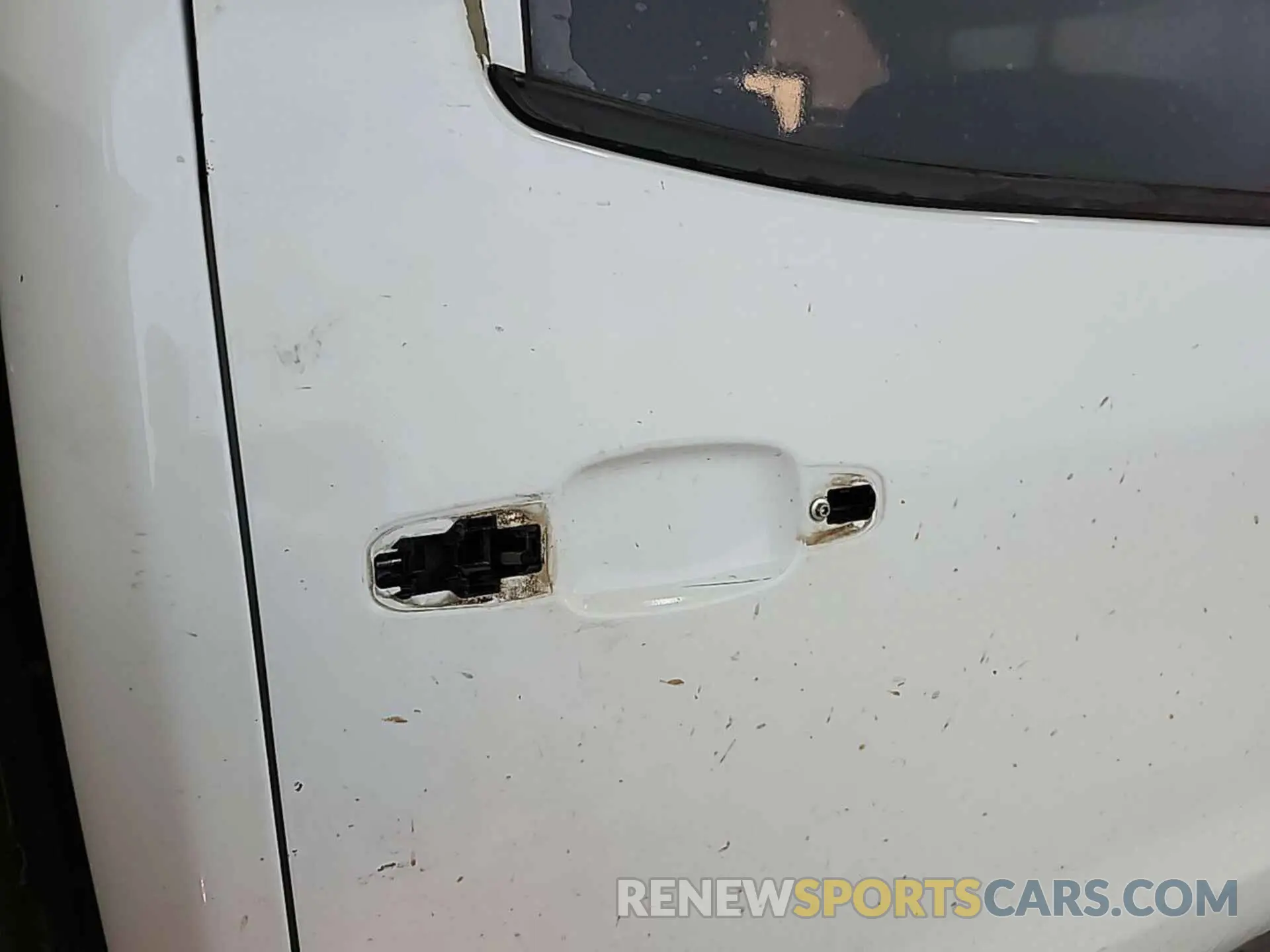 10 Photograph of a damaged car 1GB4KVCY6KF175609 CHEVROLET SILVERADO 2019