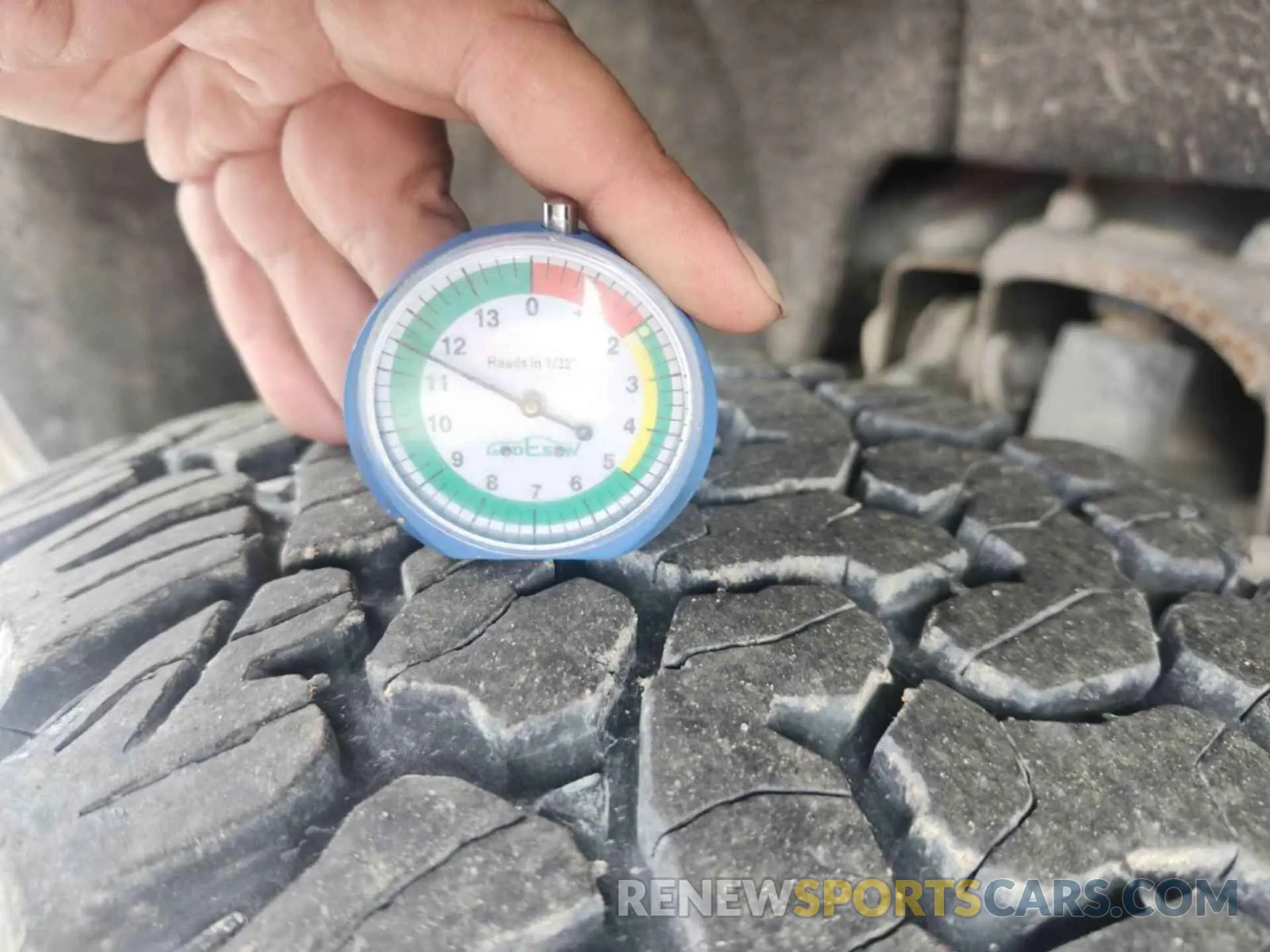 2 Photograph of a damaged car 1GC1KREG0KF172540 CHEVROLET SILVERADO 2019