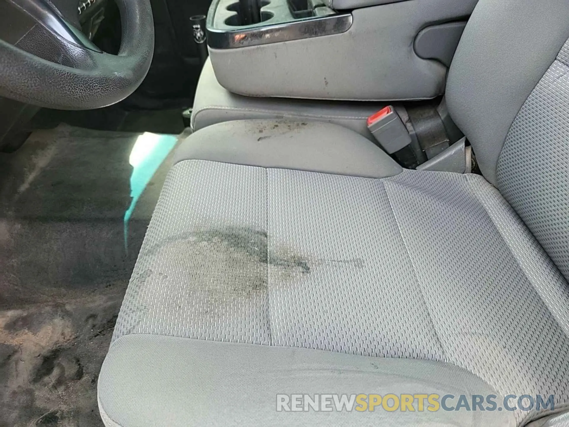 5 Photograph of a damaged car 1GC1KREG1KF188388 CHEVROLET SILVERADO 2019