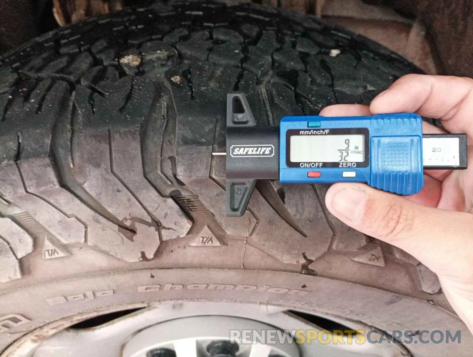 40 Photograph of a damaged car 1GC1KREG3KF211668 CHEVROLET SILVERADO 2019