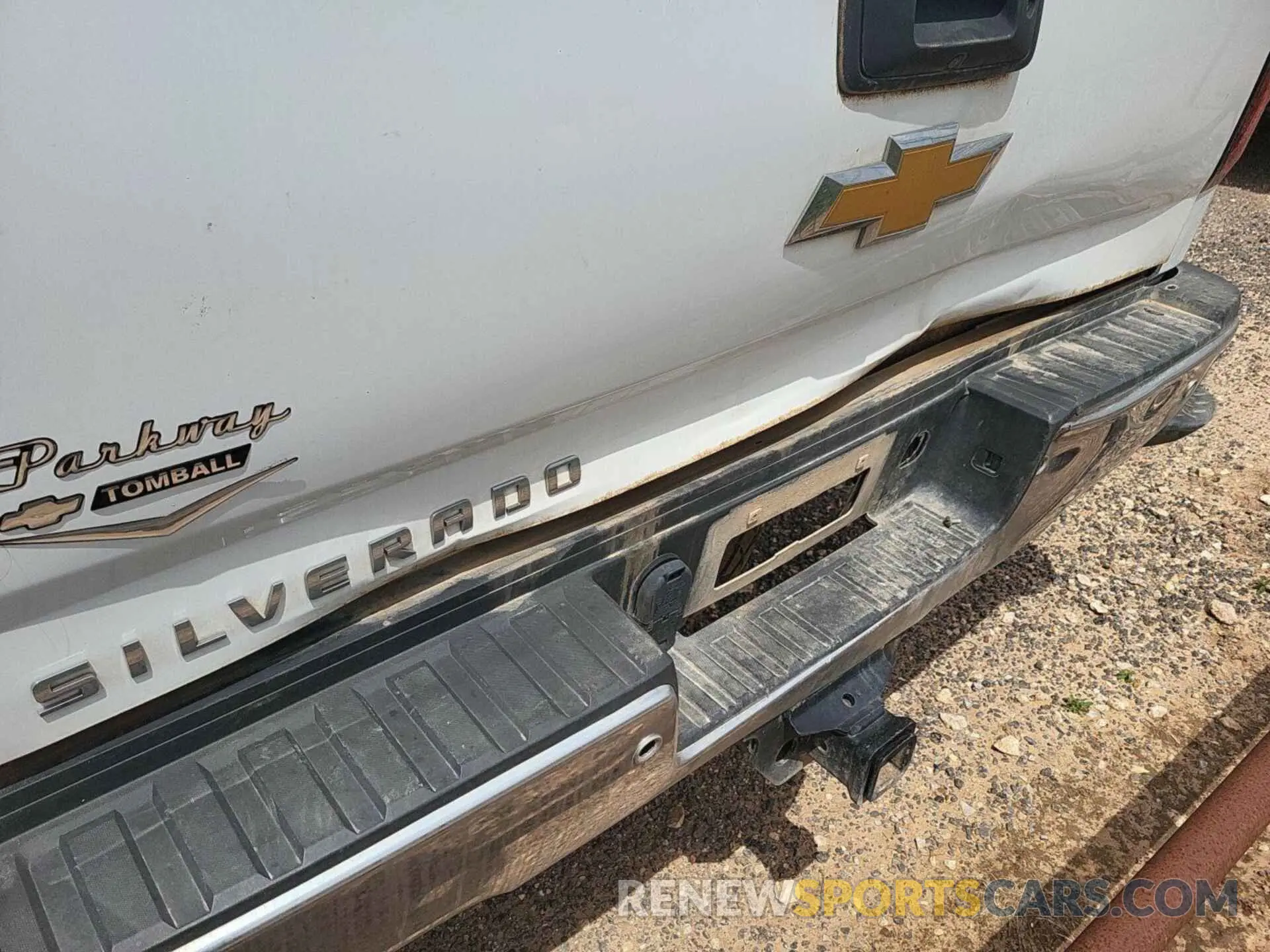 18 Photograph of a damaged car 1GC1KREG5KF178298 CHEVROLET SILVERADO 2019