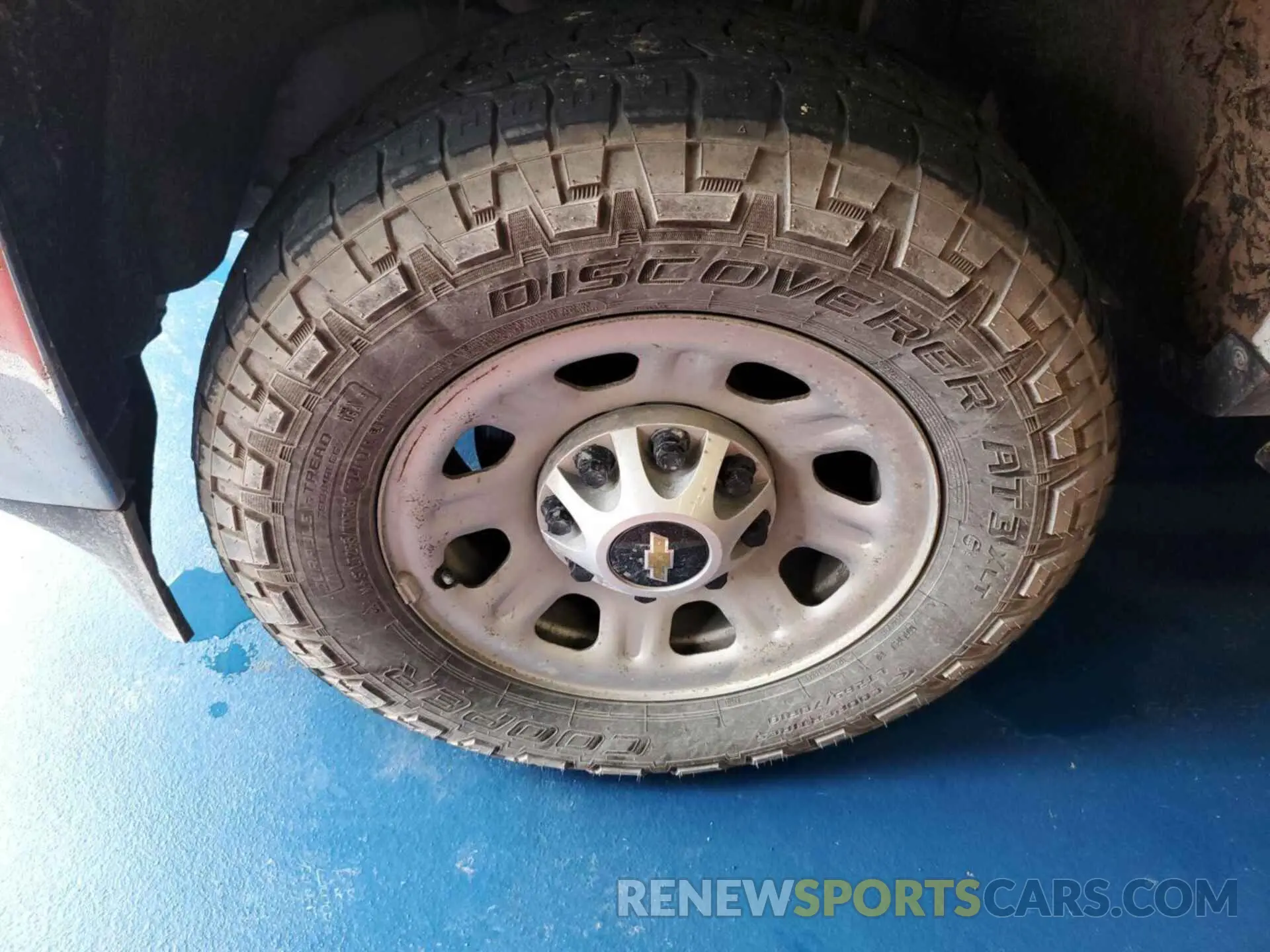18 Photograph of a damaged car 1GC1KREGXKF210713 CHEVROLET SILVERADO 2019