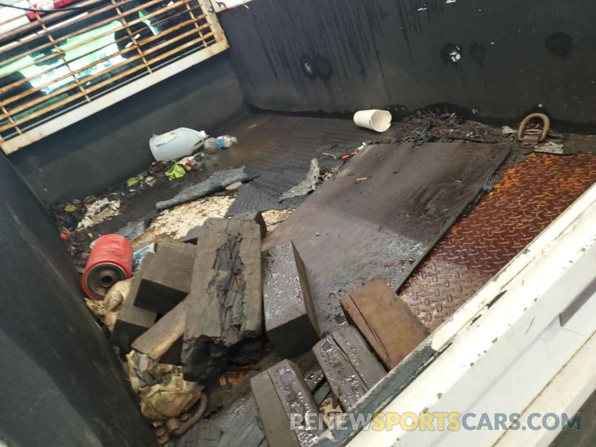 4 Photograph of a damaged car 1GC1KREGXKF210713 CHEVROLET SILVERADO 2019