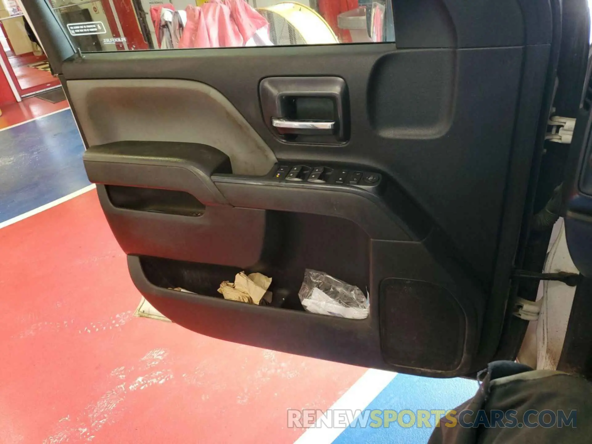 6 Photograph of a damaged car 1GC1KREGXKF210713 CHEVROLET SILVERADO 2019