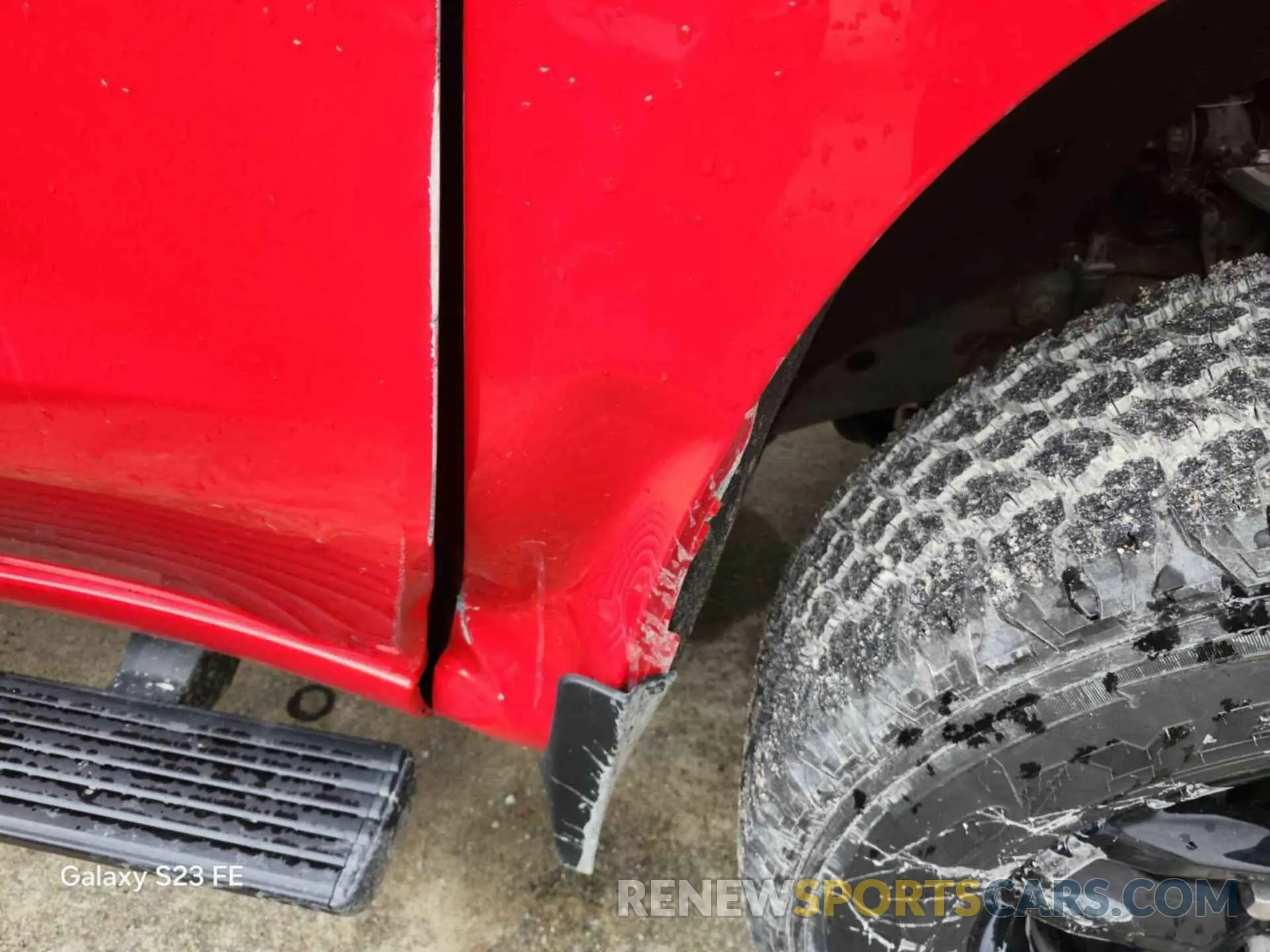 8 Photograph of a damaged car 1GCPYFED1KZ372984 CHEVROLET SILVERADO 2019