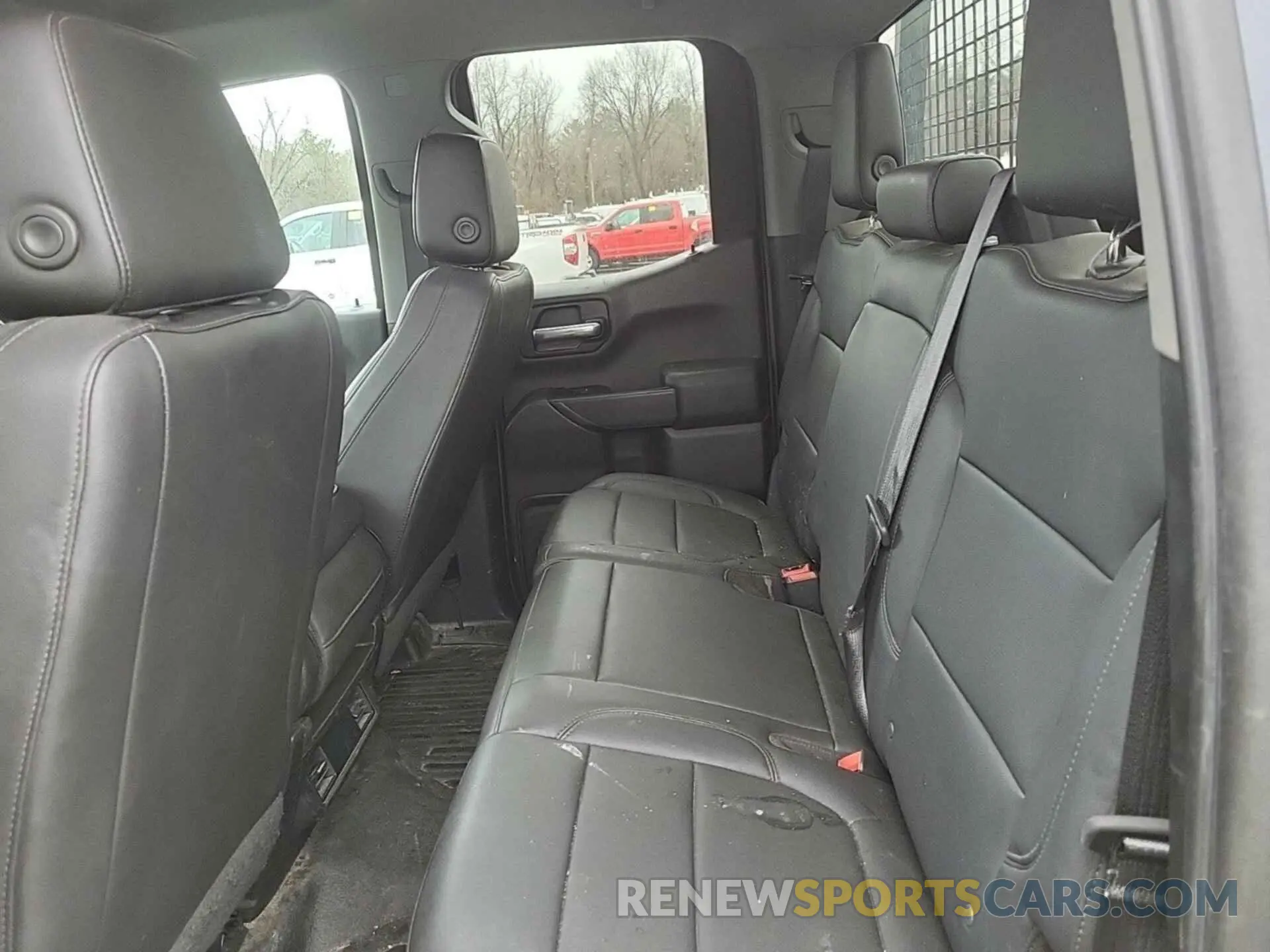 3 Photograph of a damaged car 1GCRWAEH2KZ280657 CHEVROLET SILVERADO 2019