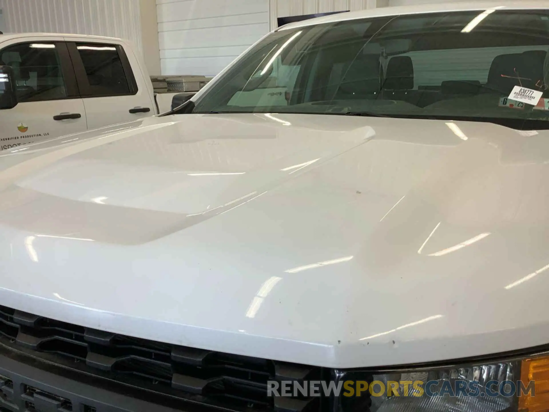 24 Photograph of a damaged car 1GCRYAEF5KZ270424 CHEVROLET SILVERADO 2019