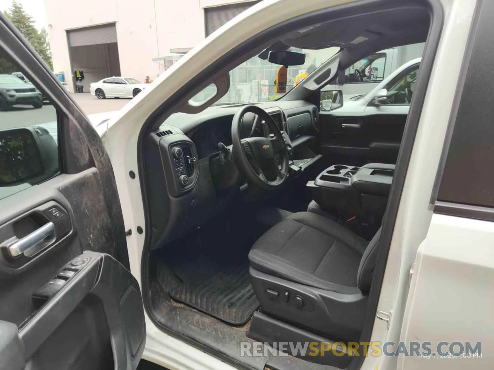 7 Photograph of a damaged car 1GCRYAEF7KZ324807 CHEVROLET SILVERADO 2019