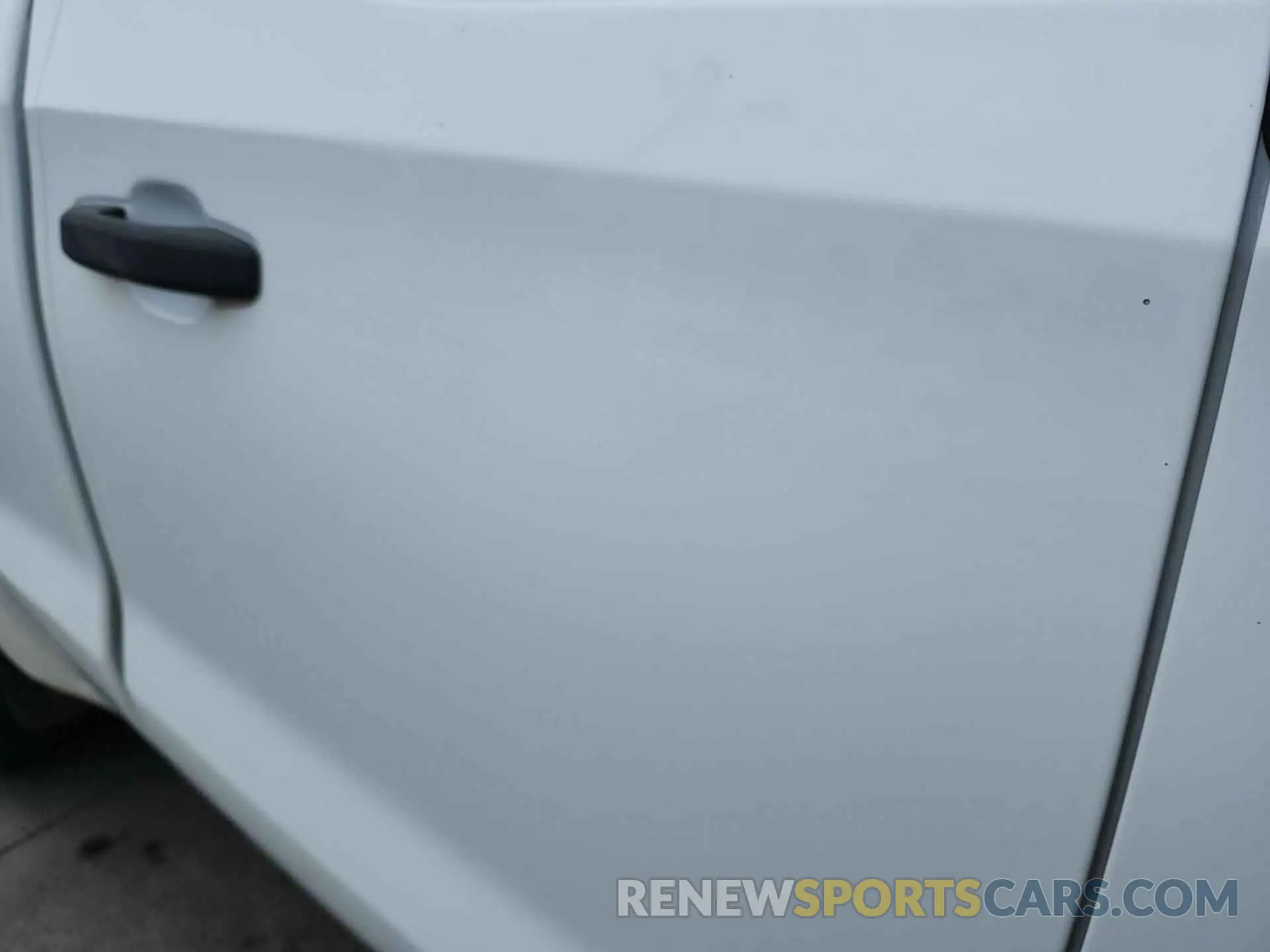 11 Photograph of a damaged car 1GCRYAEF8KZ369688 CHEVROLET SILVERADO 2019