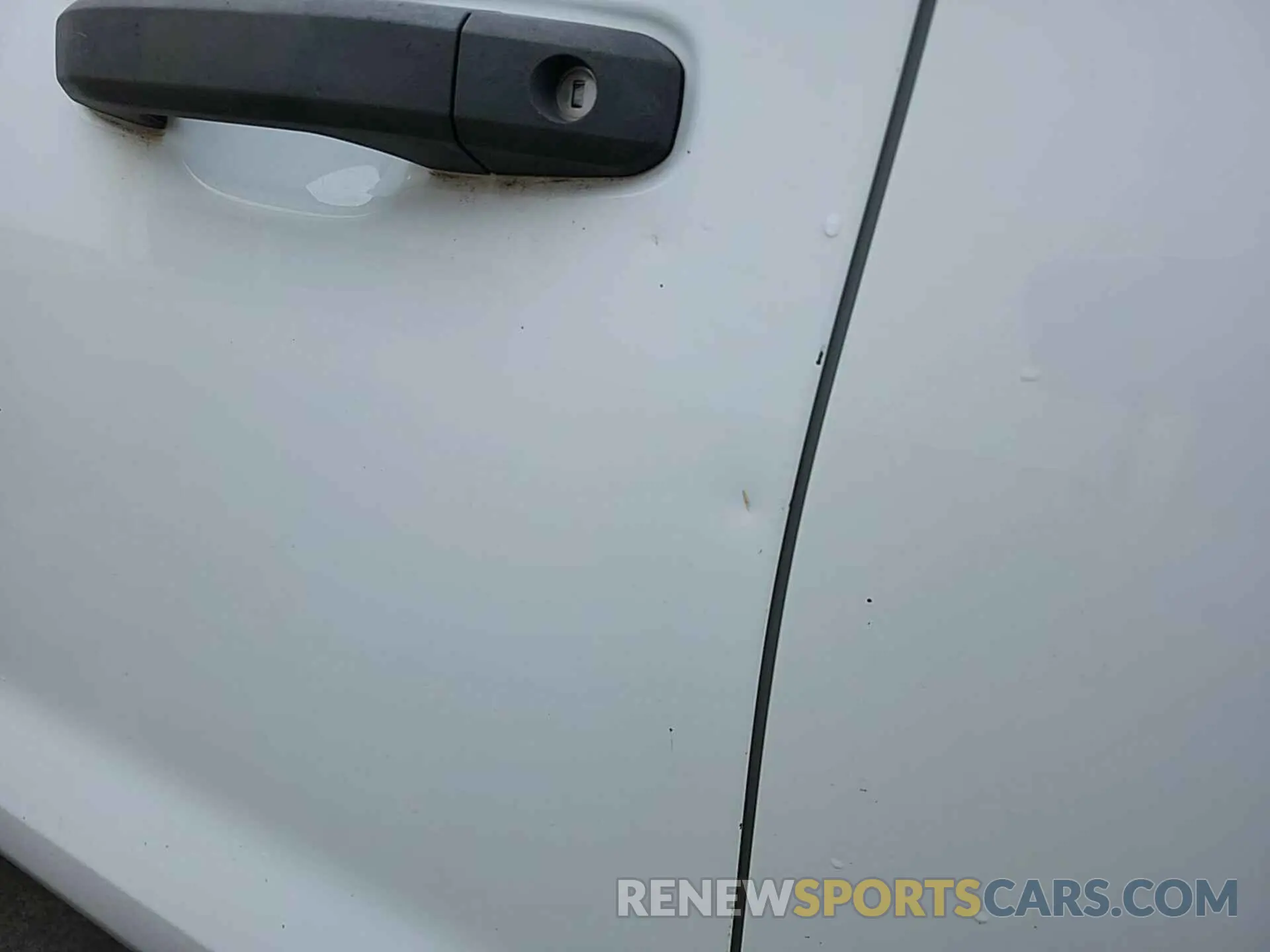 23 Photograph of a damaged car 1GCRYAEF8KZ369688 CHEVROLET SILVERADO 2019