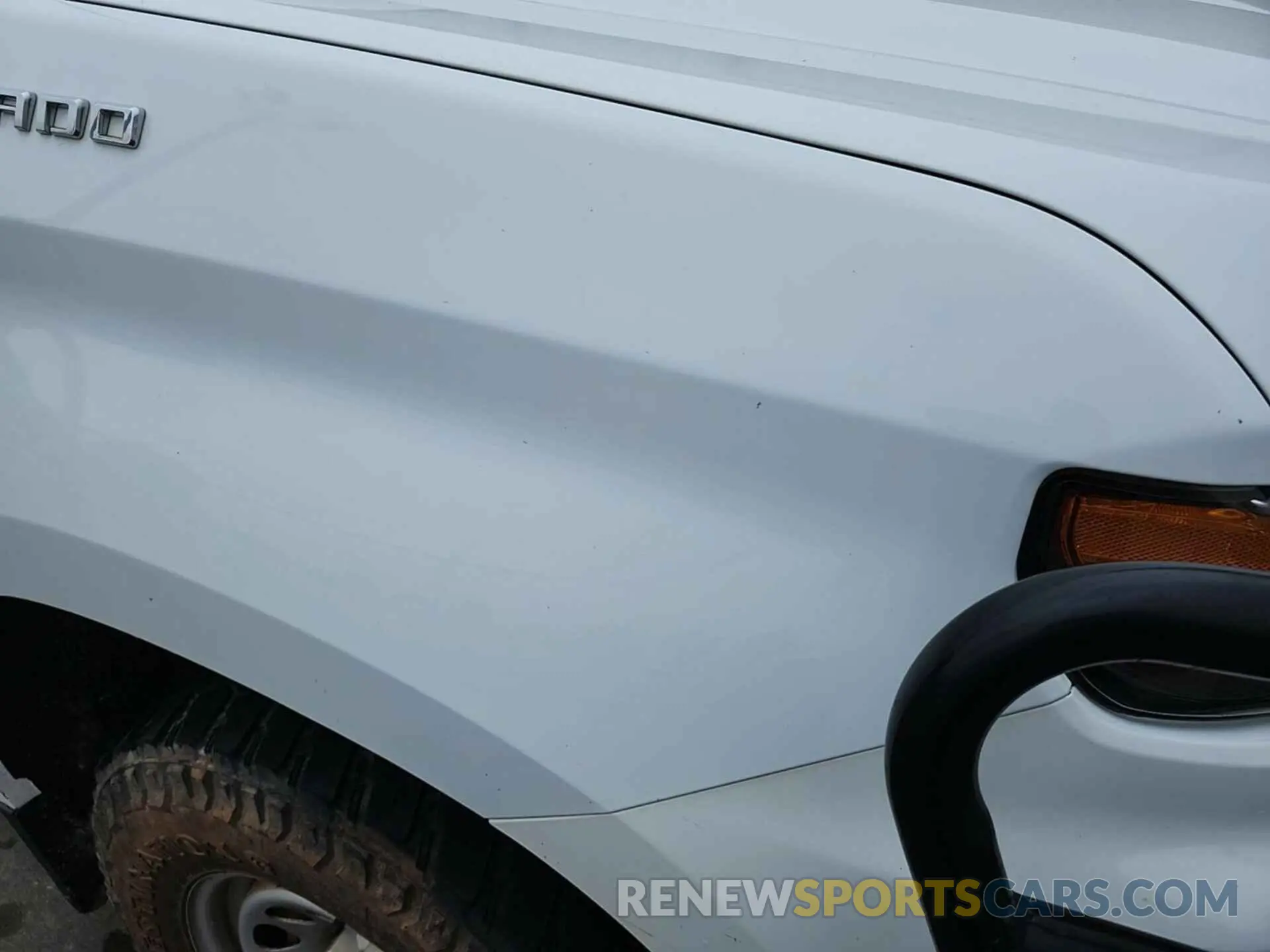 30 Photograph of a damaged car 1GCRYAEF8KZ369688 CHEVROLET SILVERADO 2019