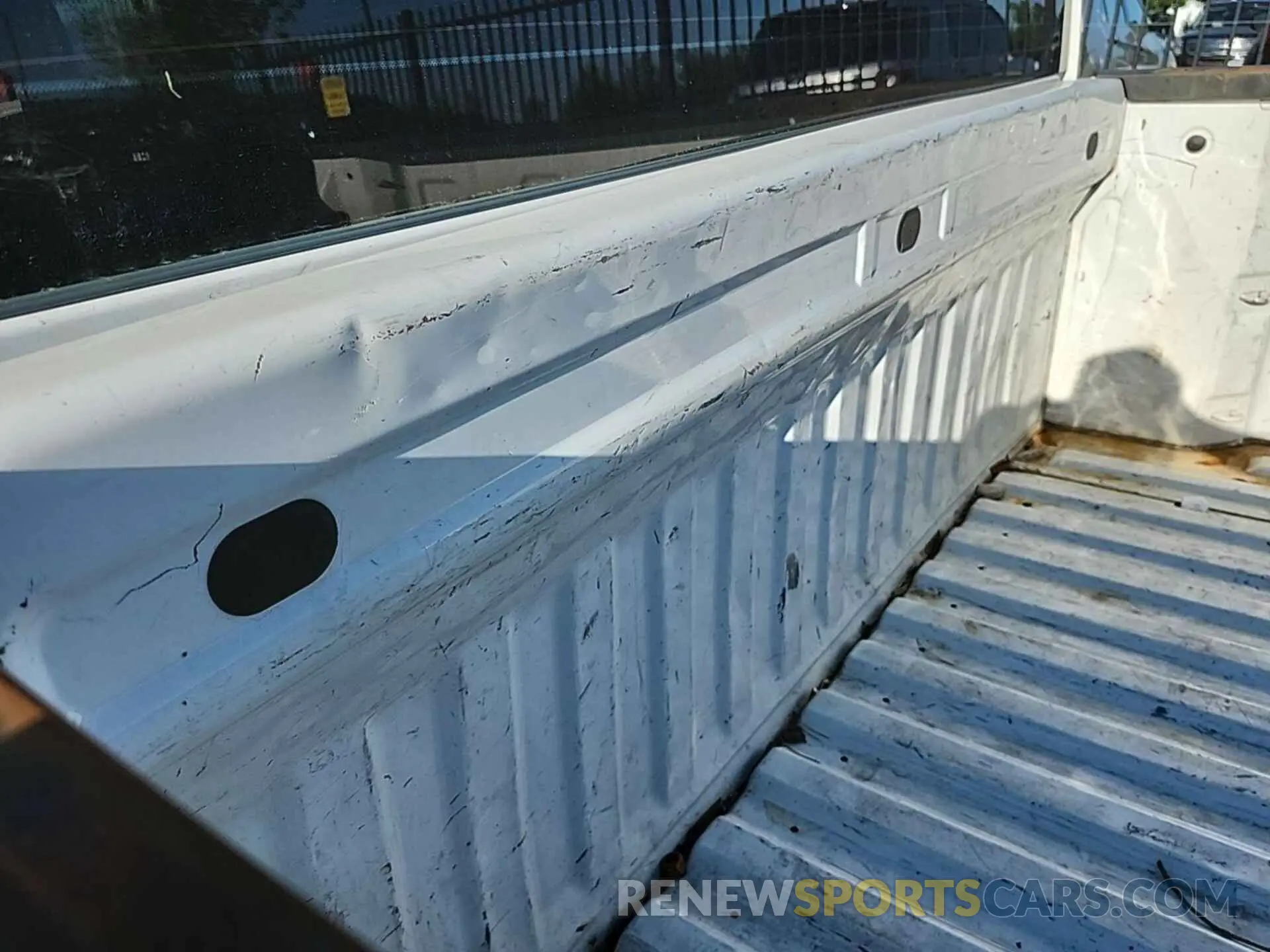12 Photograph of a damaged car 1GCRYAEH2KZ344108 CHEVROLET SILVERADO 2019