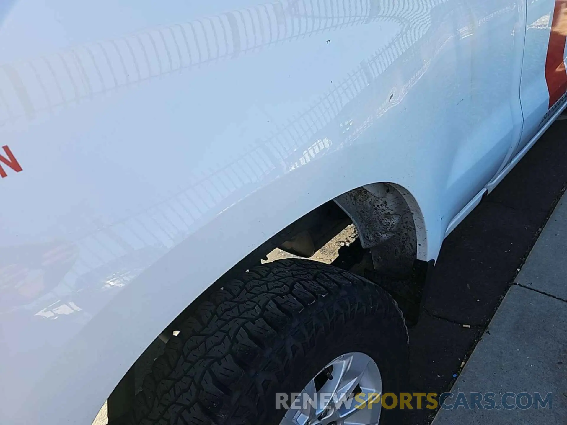 2 Photograph of a damaged car 1GCRYAEH2KZ344108 CHEVROLET SILVERADO 2019