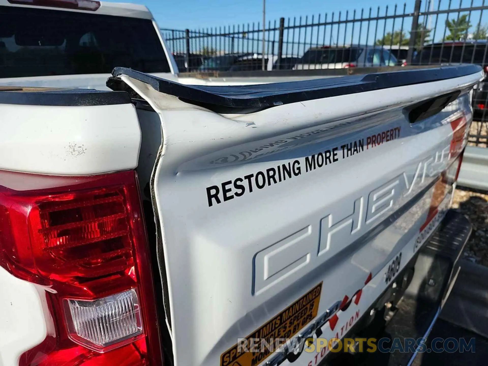 3 Photograph of a damaged car 1GCRYAEH2KZ344108 CHEVROLET SILVERADO 2019