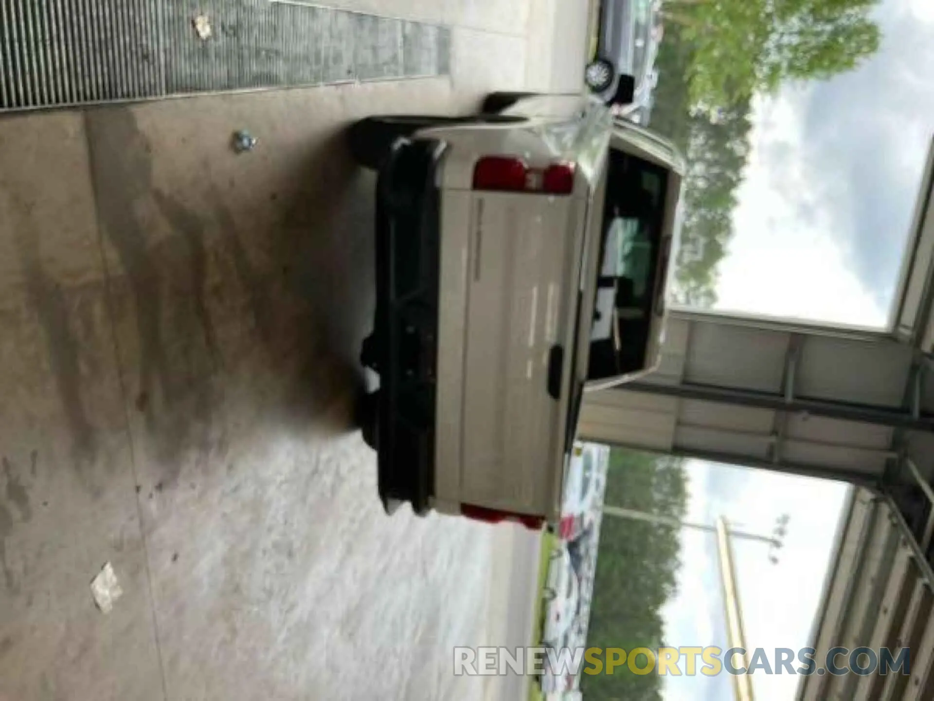 8 Photograph of a damaged car 1GCUYAEF7KZ428479 CHEVROLET SILVERADO 2019