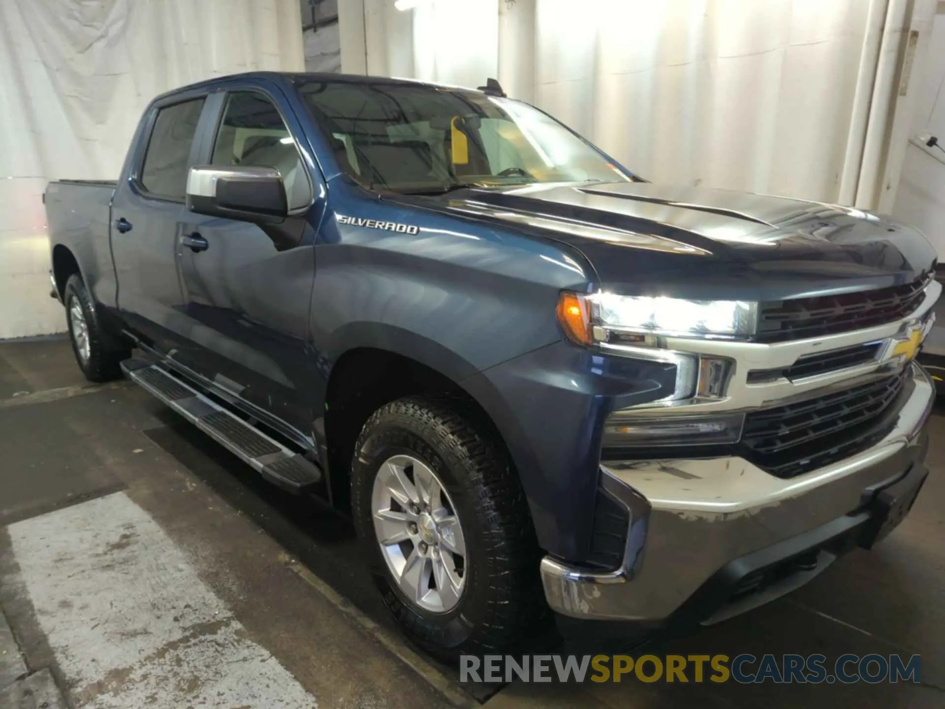 13 Photograph of a damaged car 1GCUYDED4KZ275219 CHEVROLET SILVERADO 2019