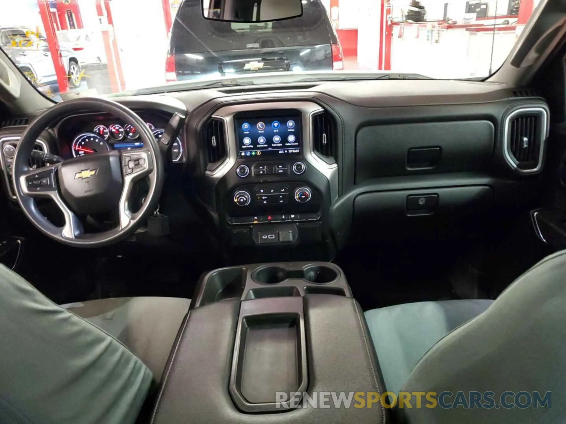 1 Photograph of a damaged car 1GCUYDED4KZ291324 CHEVROLET SILVERADO 2019